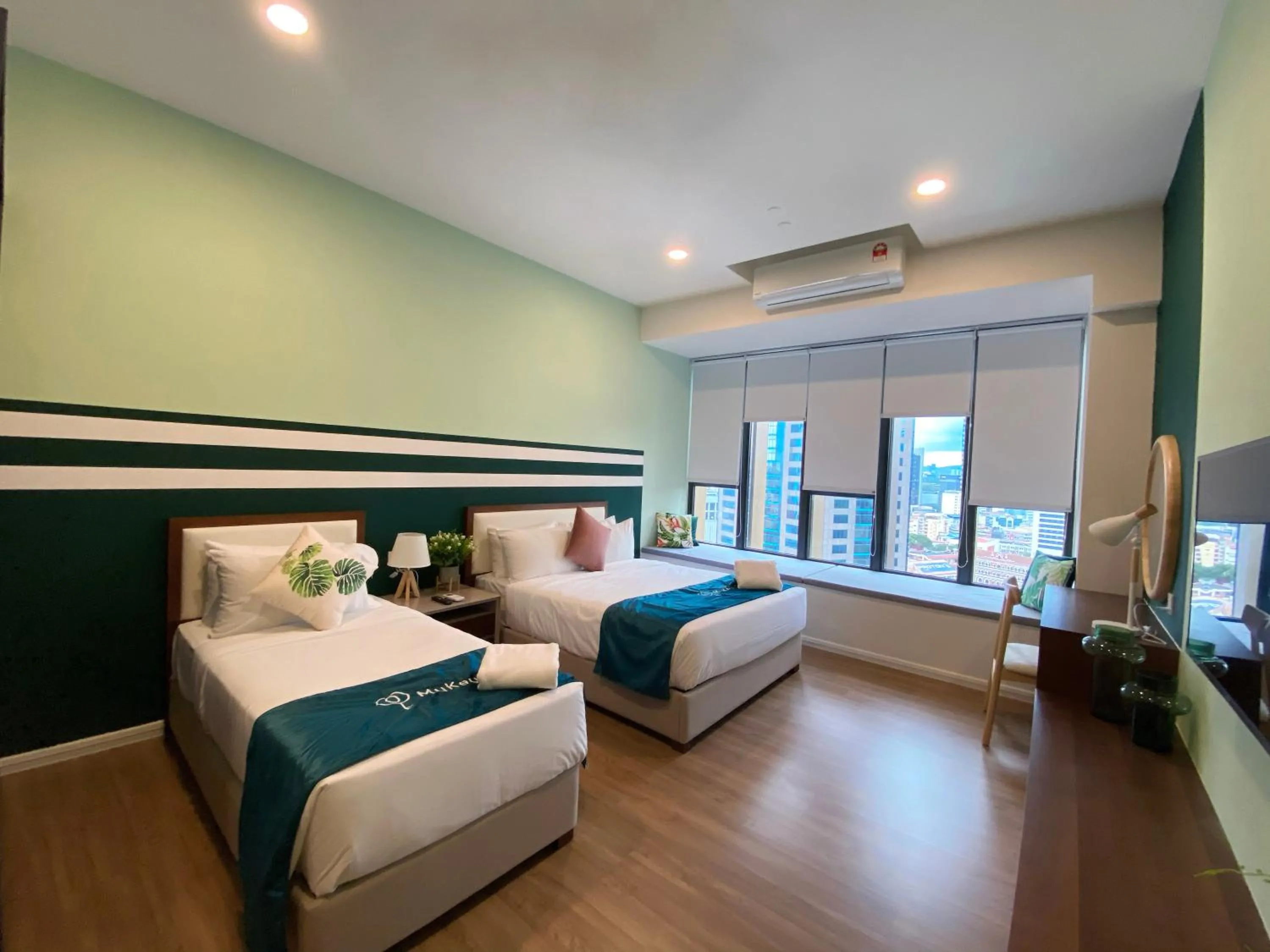 Photo of the whole room, Bed in Ceylonz Starlight Suites Bukit Bintang