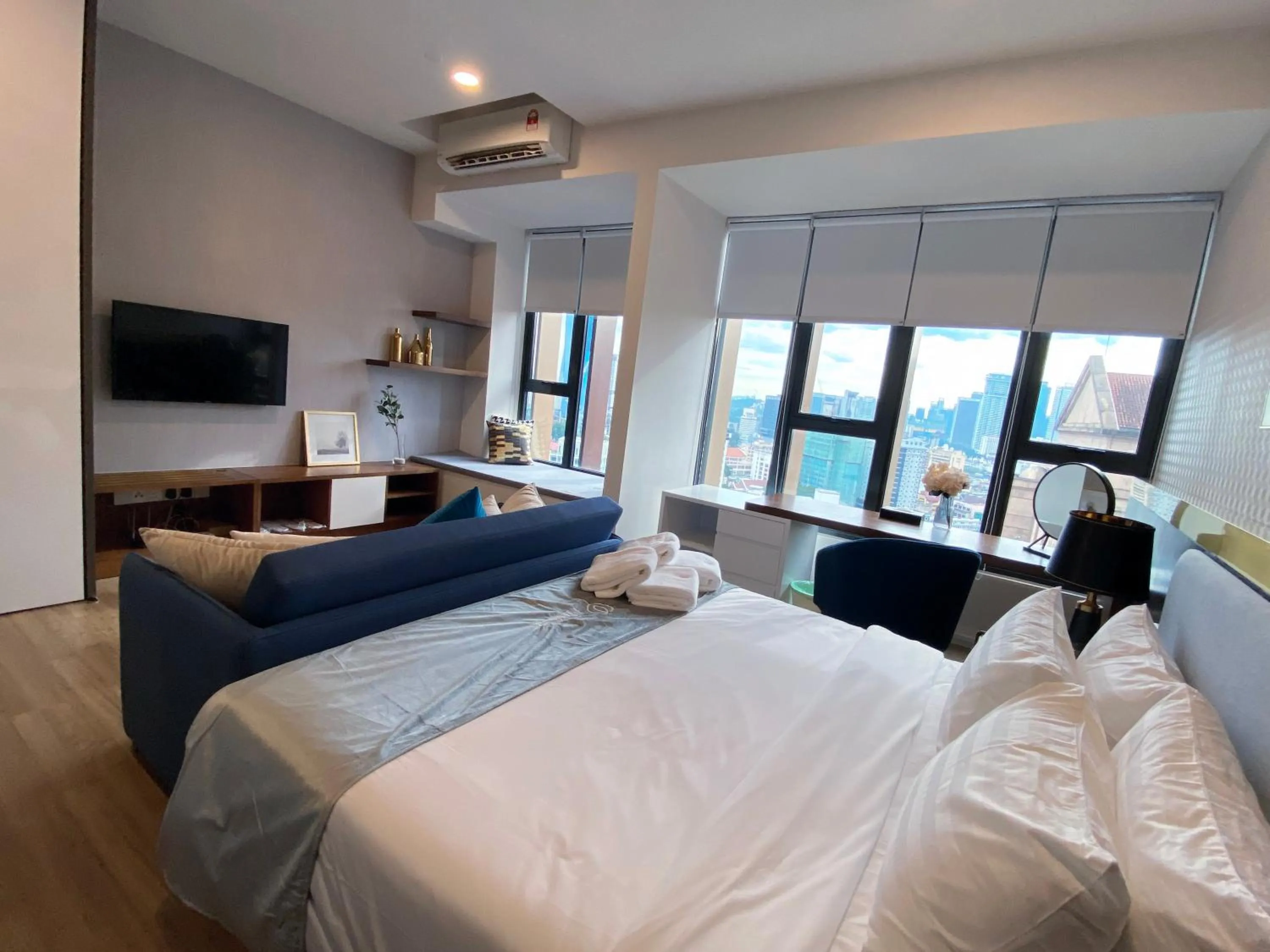 Bed in Ceylonz Starlight Suites Bukit Bintang