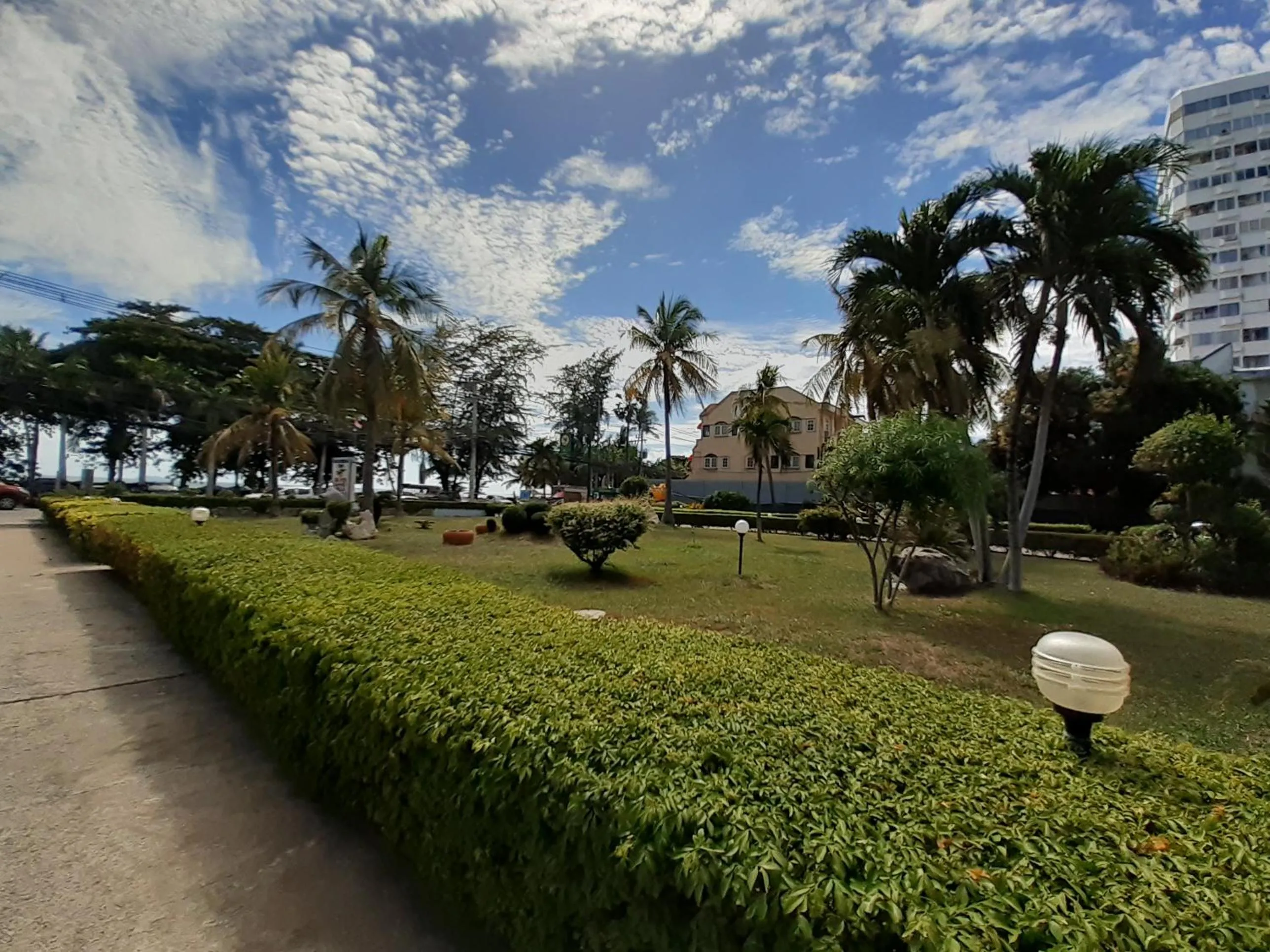 Silversand Villa Hotel