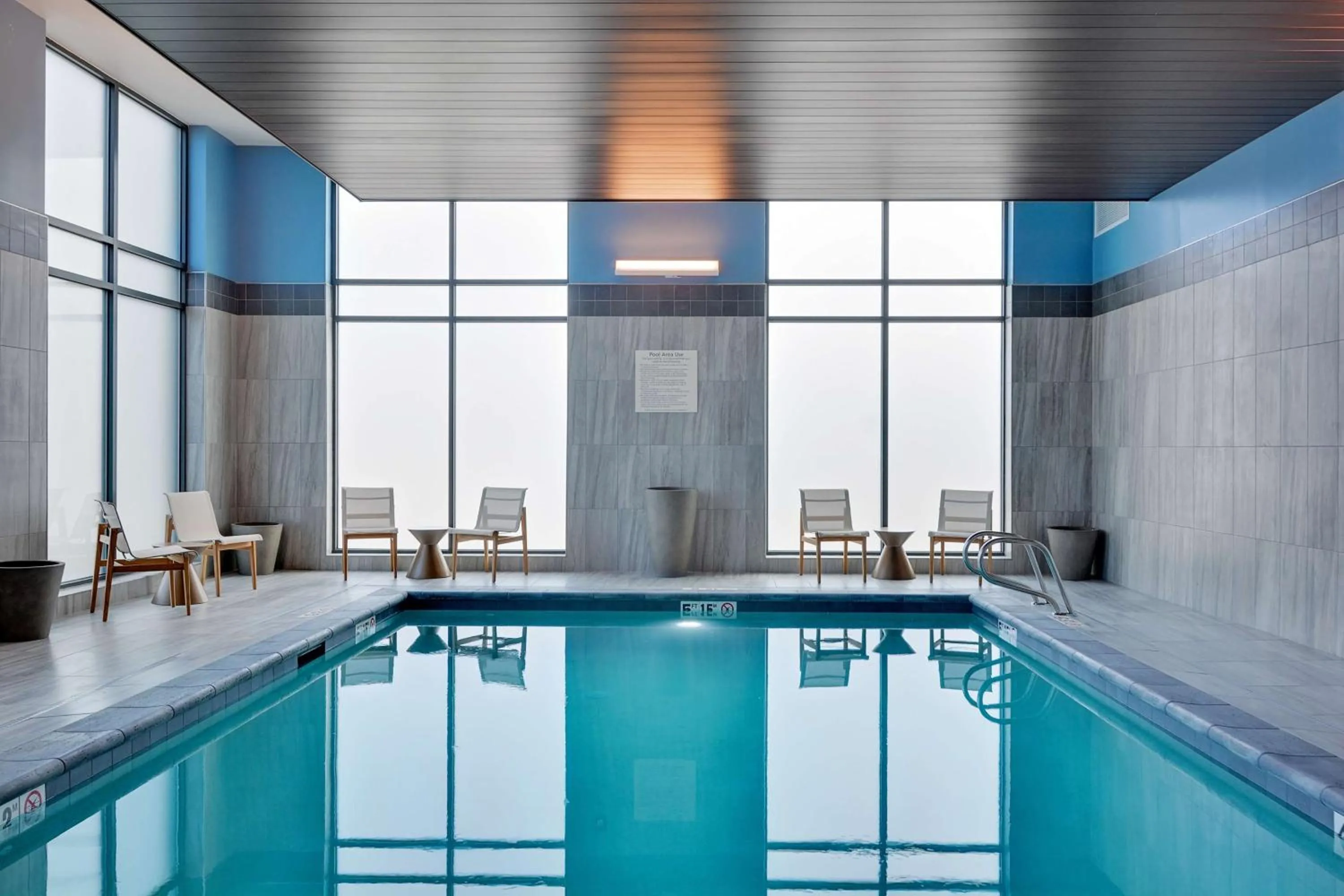 Pool view in Hampton Inn Salem, Ma