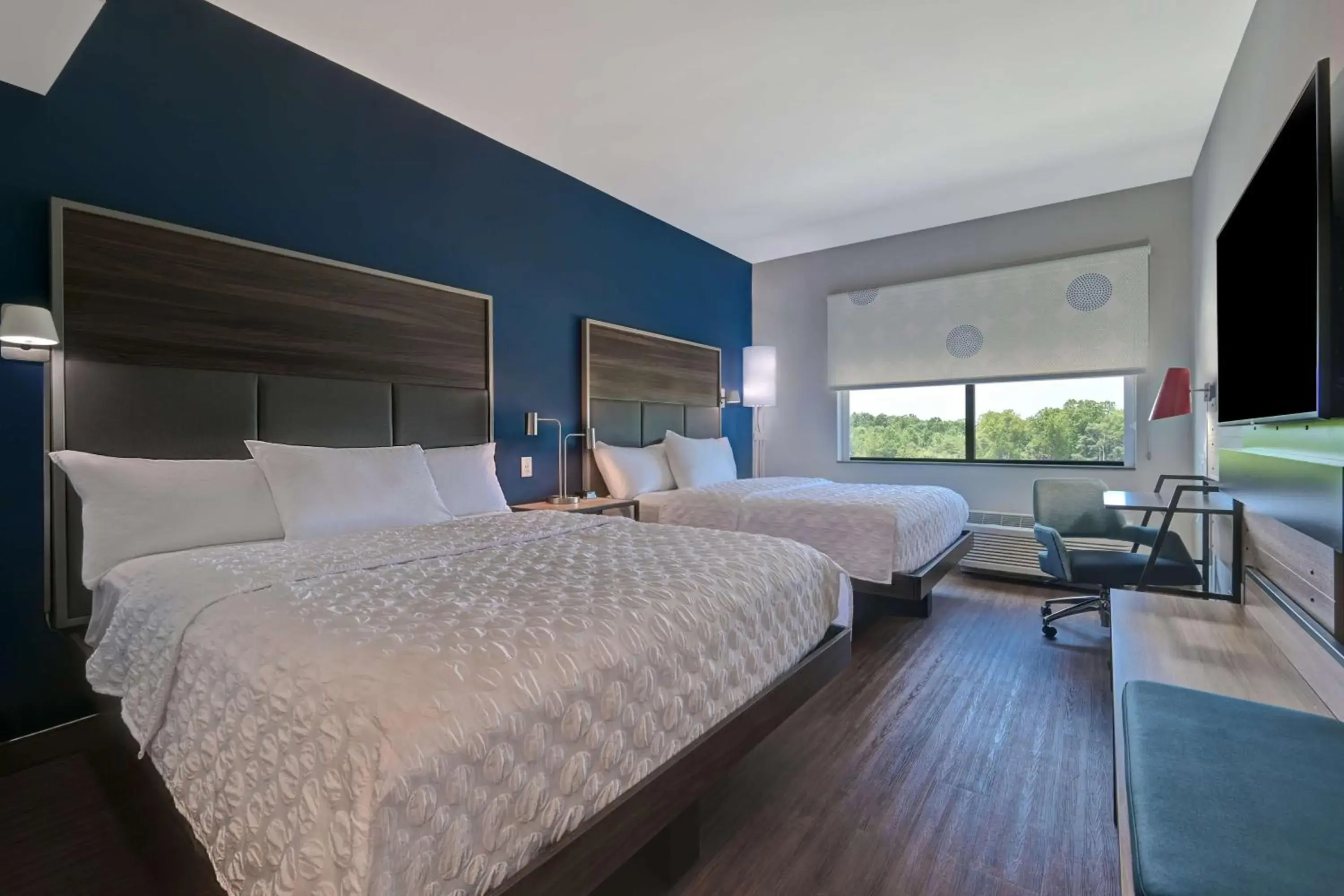 Queen Room with Two Queen Beds in Tru By Hilton Mooresville Queen Room with Two Queen Beds in Tru By Hilton Mooresville