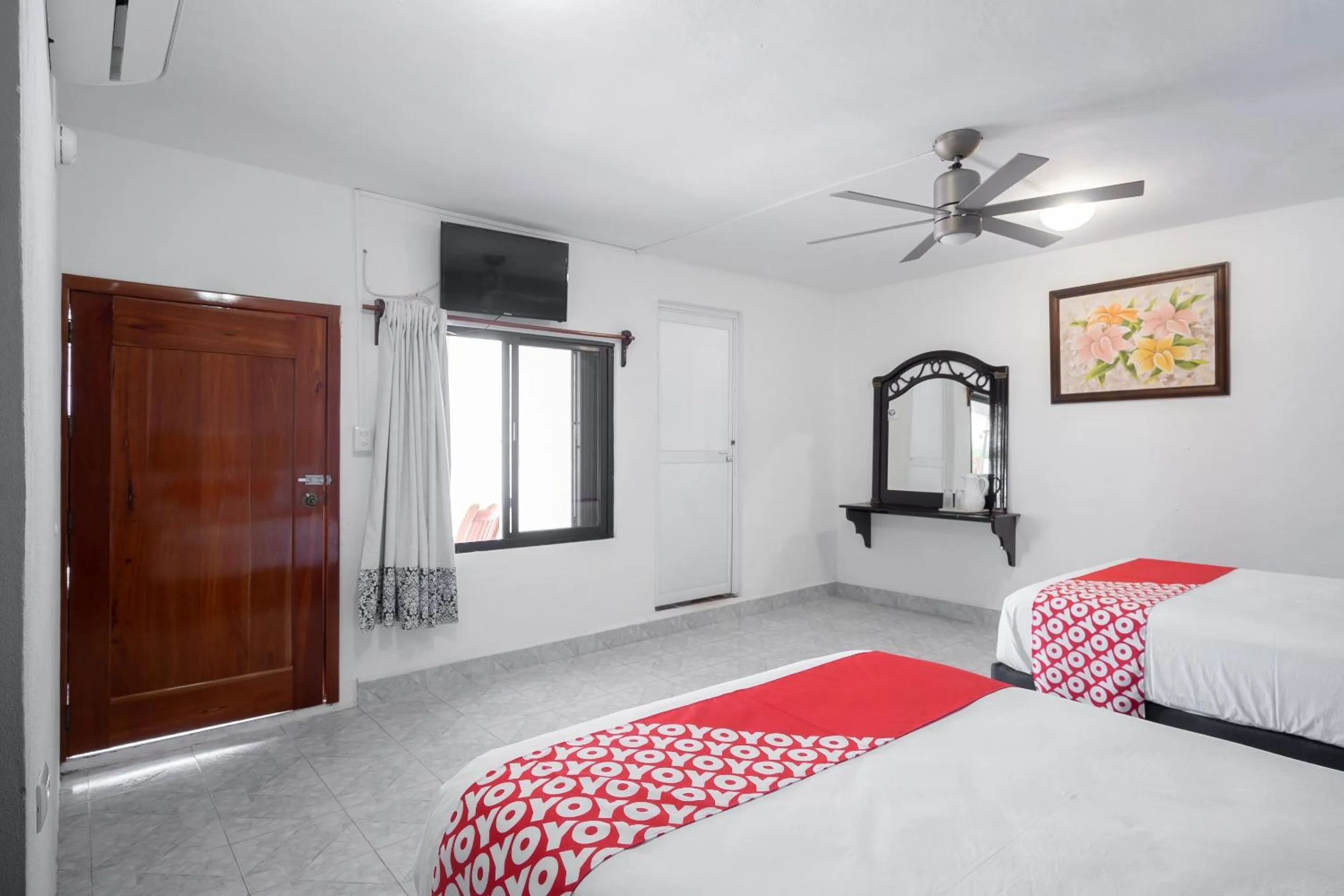 Bedroom, Bed in Hotel Casa Poblana