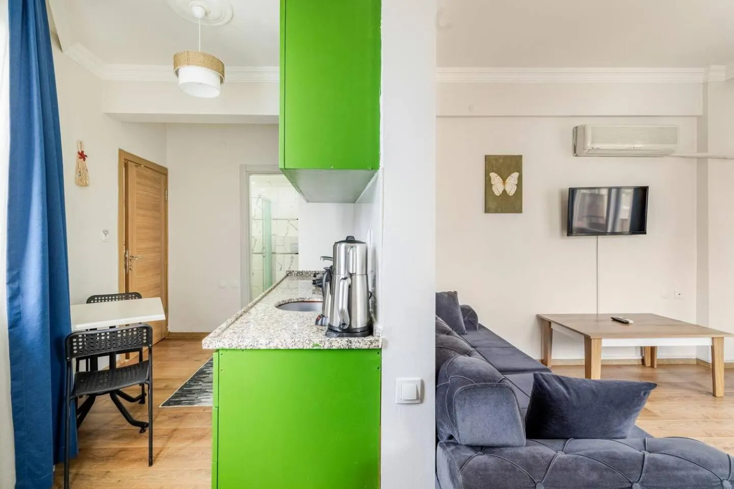 Kitchen or kitchenette in Nehir Apart Hotel