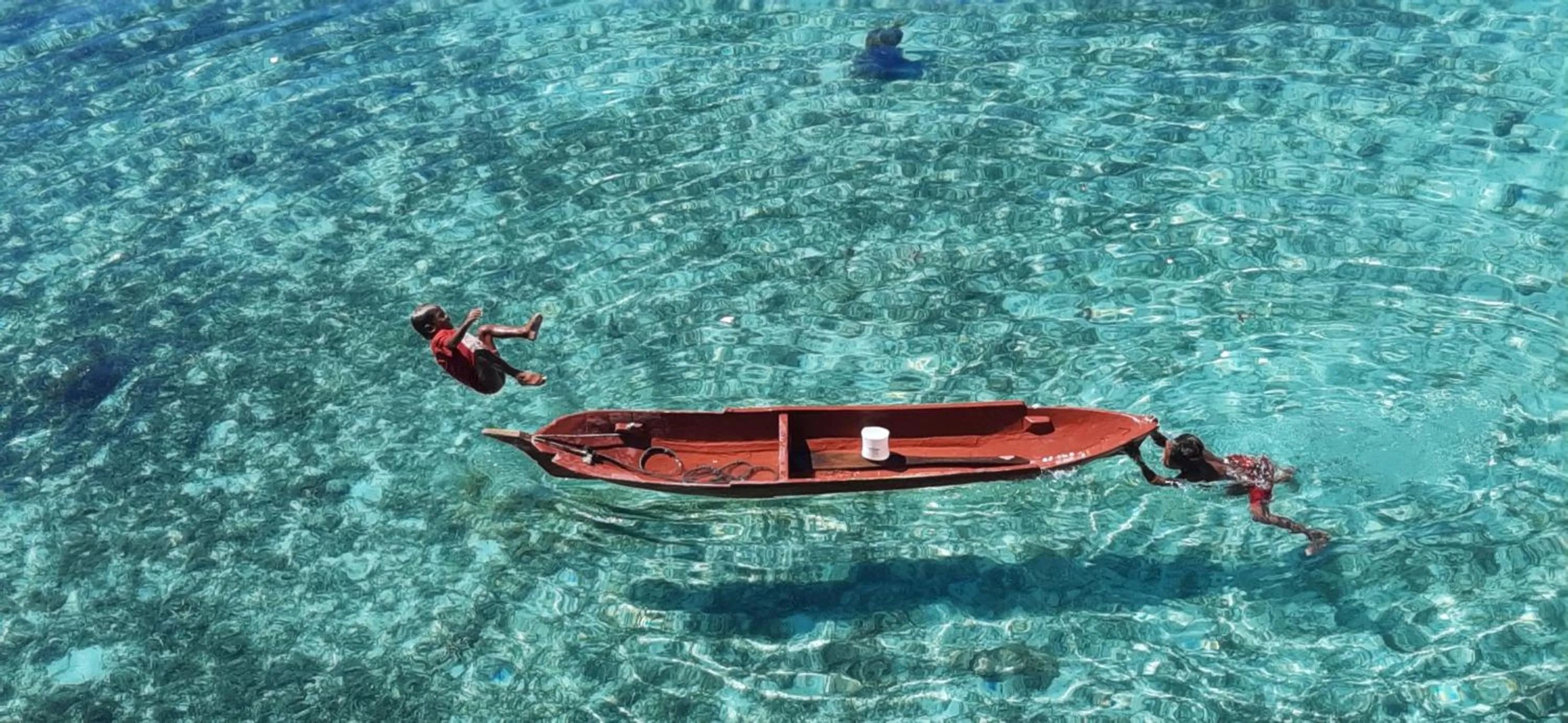 People in Sipadan Inn 2