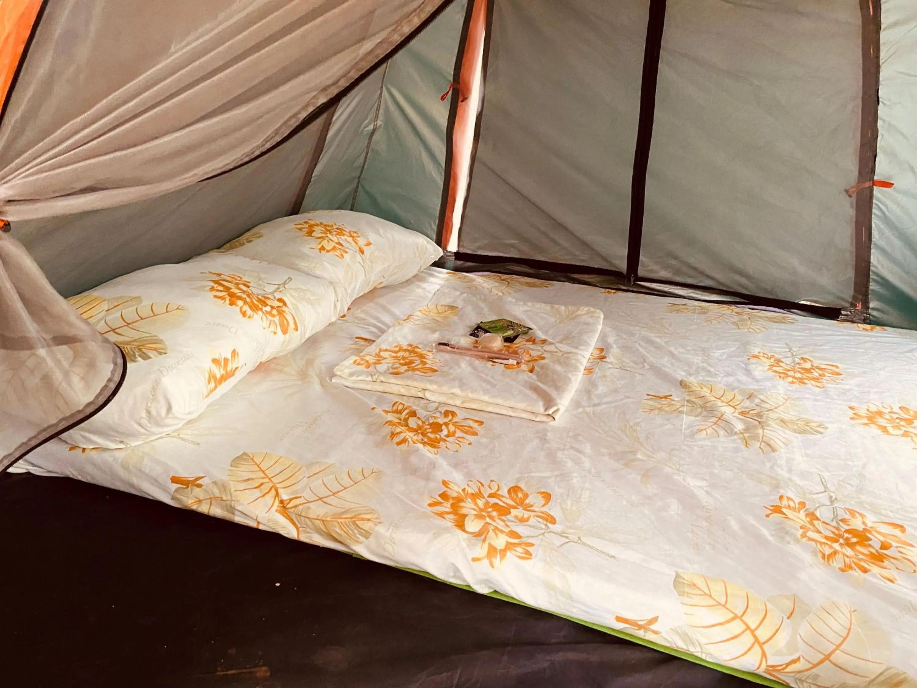 Bed in Camp Paraiso Resort