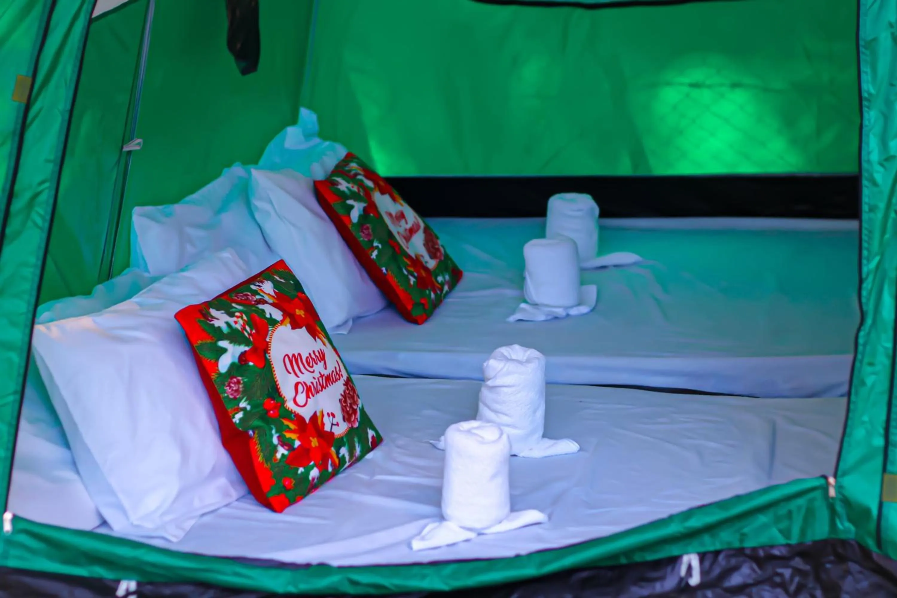 Bed in Camp Paraiso Resort