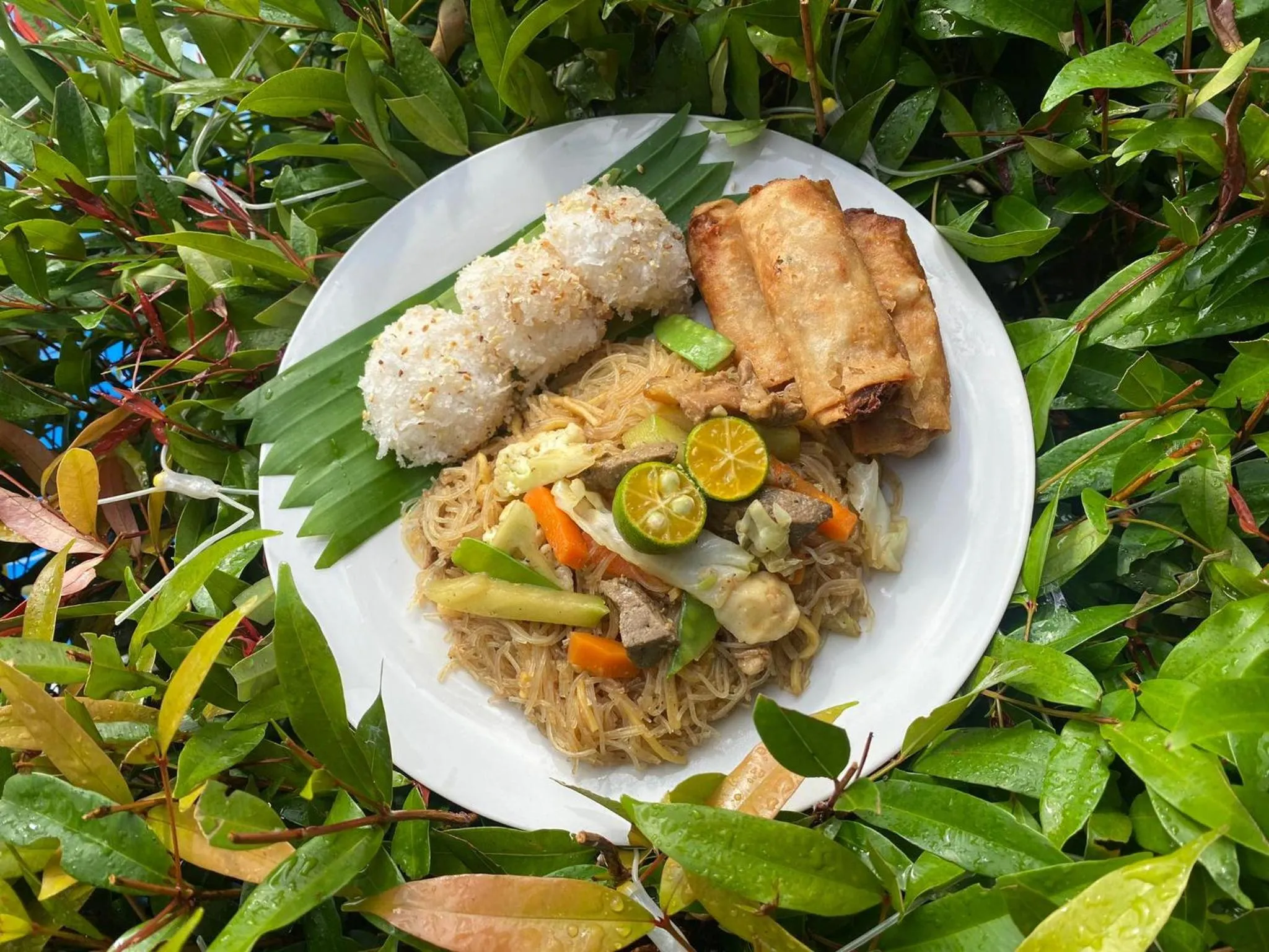 Food in Camp Paraiso Resort