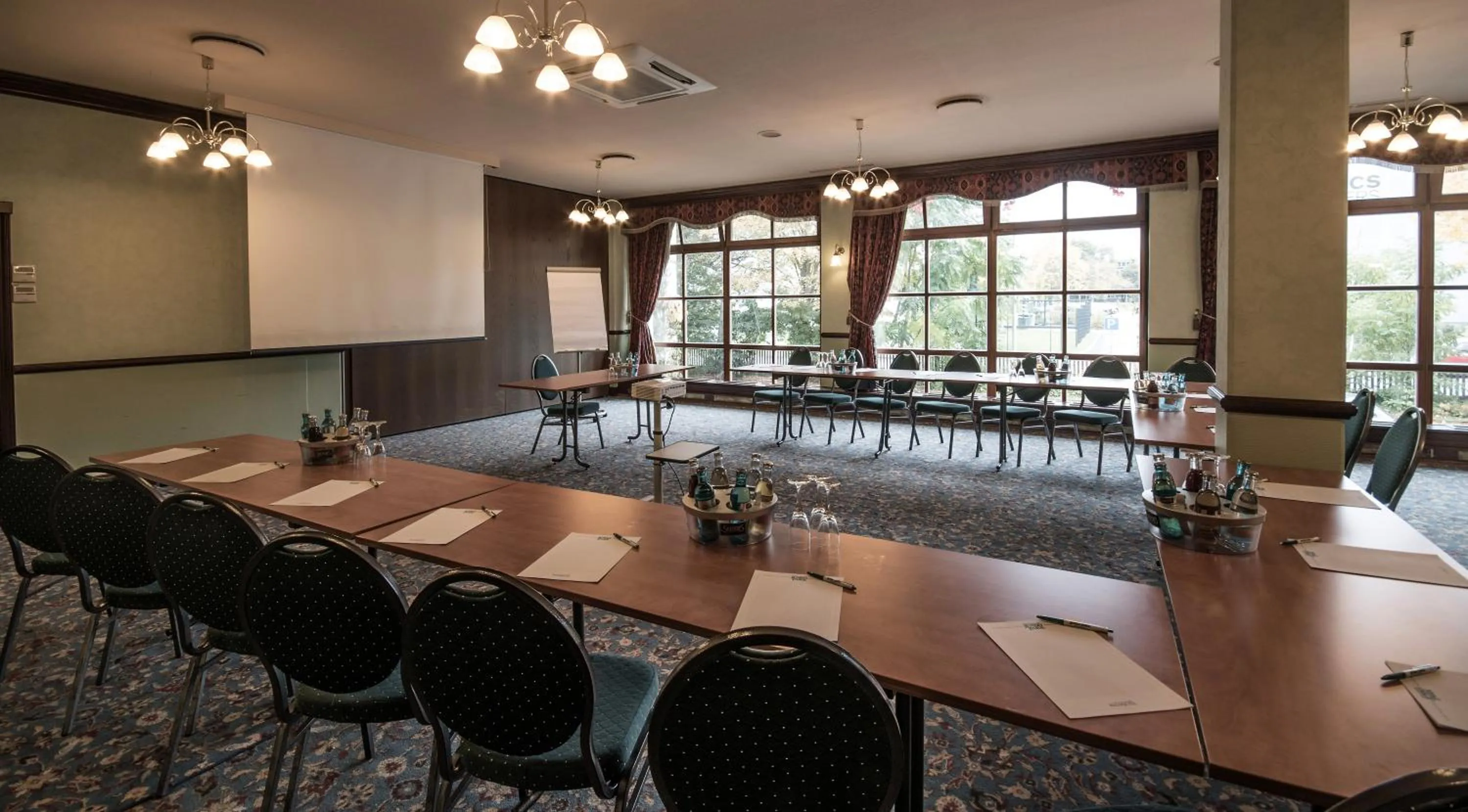 Banquet/Function facilities in Jembo Park Hotel