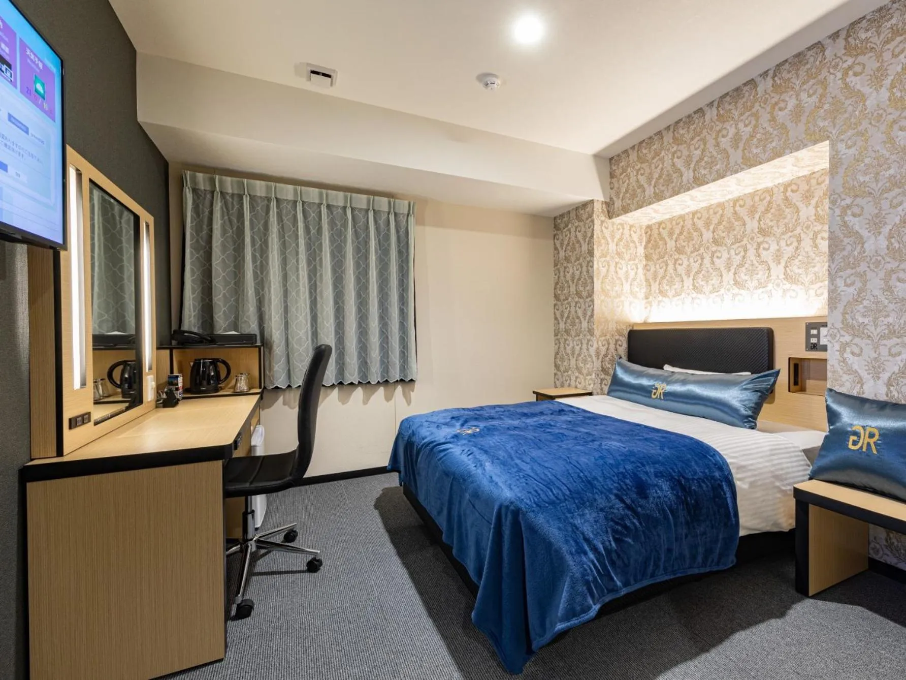 Photo of the whole room, Bed in Green Rich Hotel Kobe Sannomiya (Artificial hot spring Futamata Yunohana)