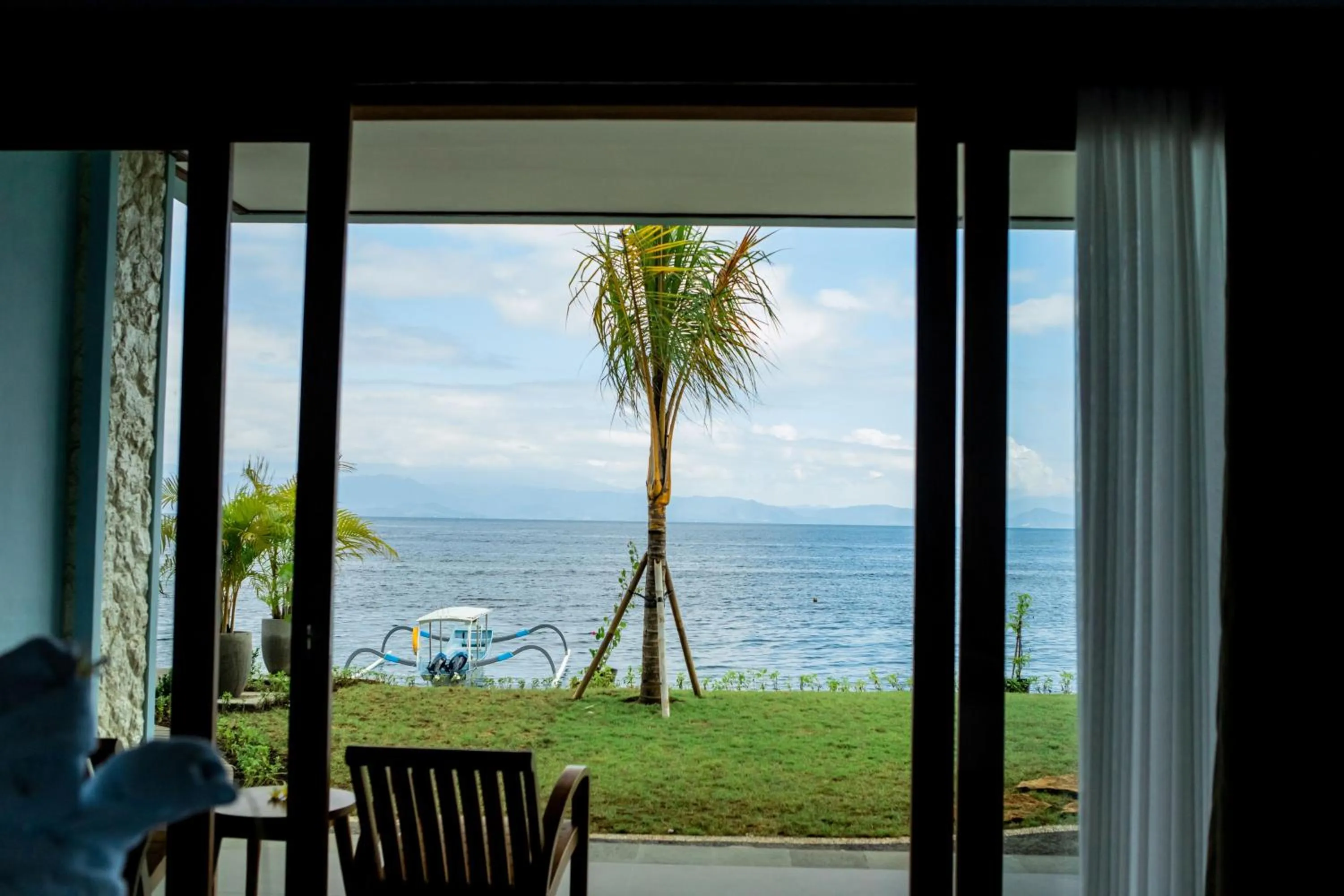 Natural landscape in Blue Harbor Beachfront Villas & Resto