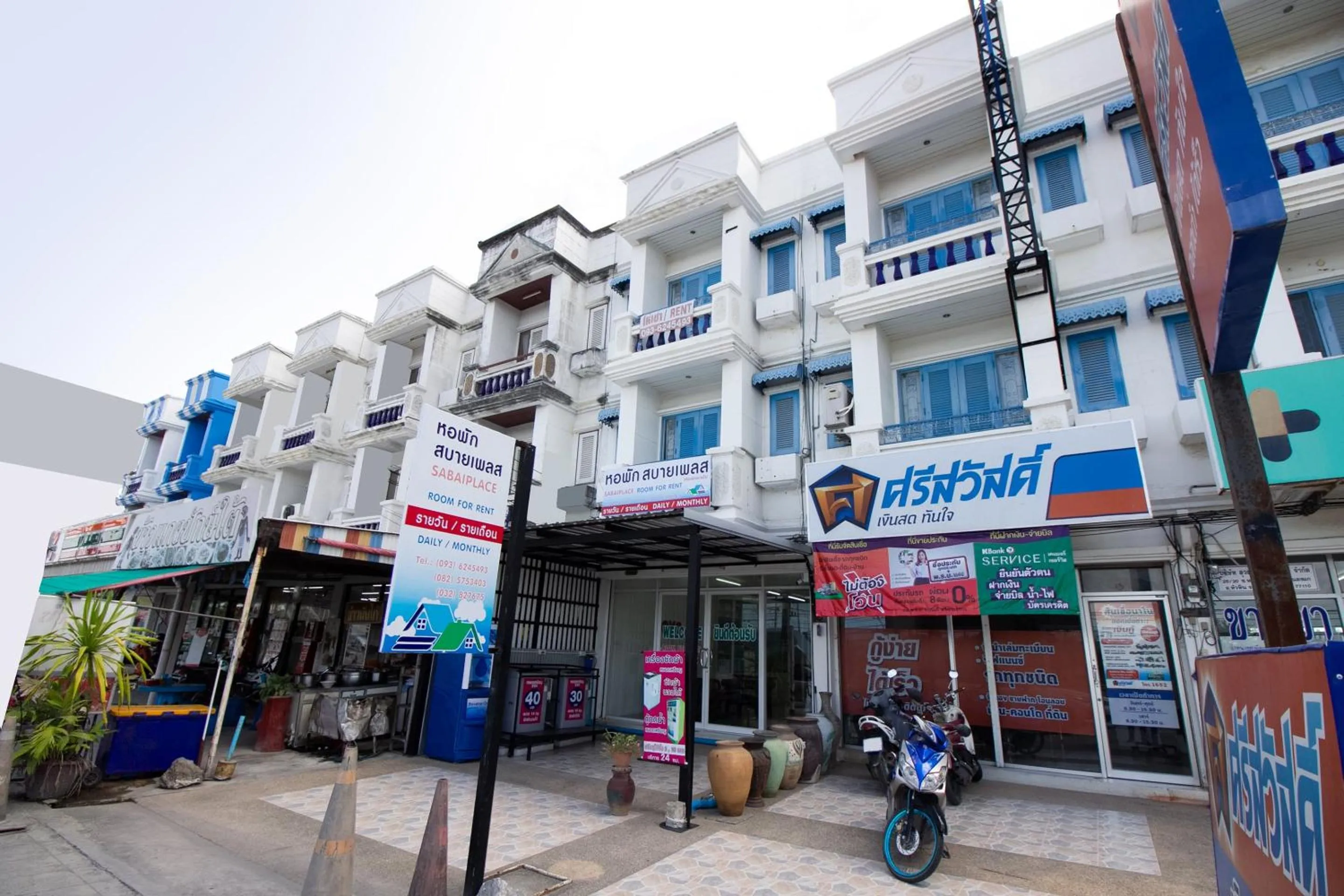 Facade/entrance in Sabai Place