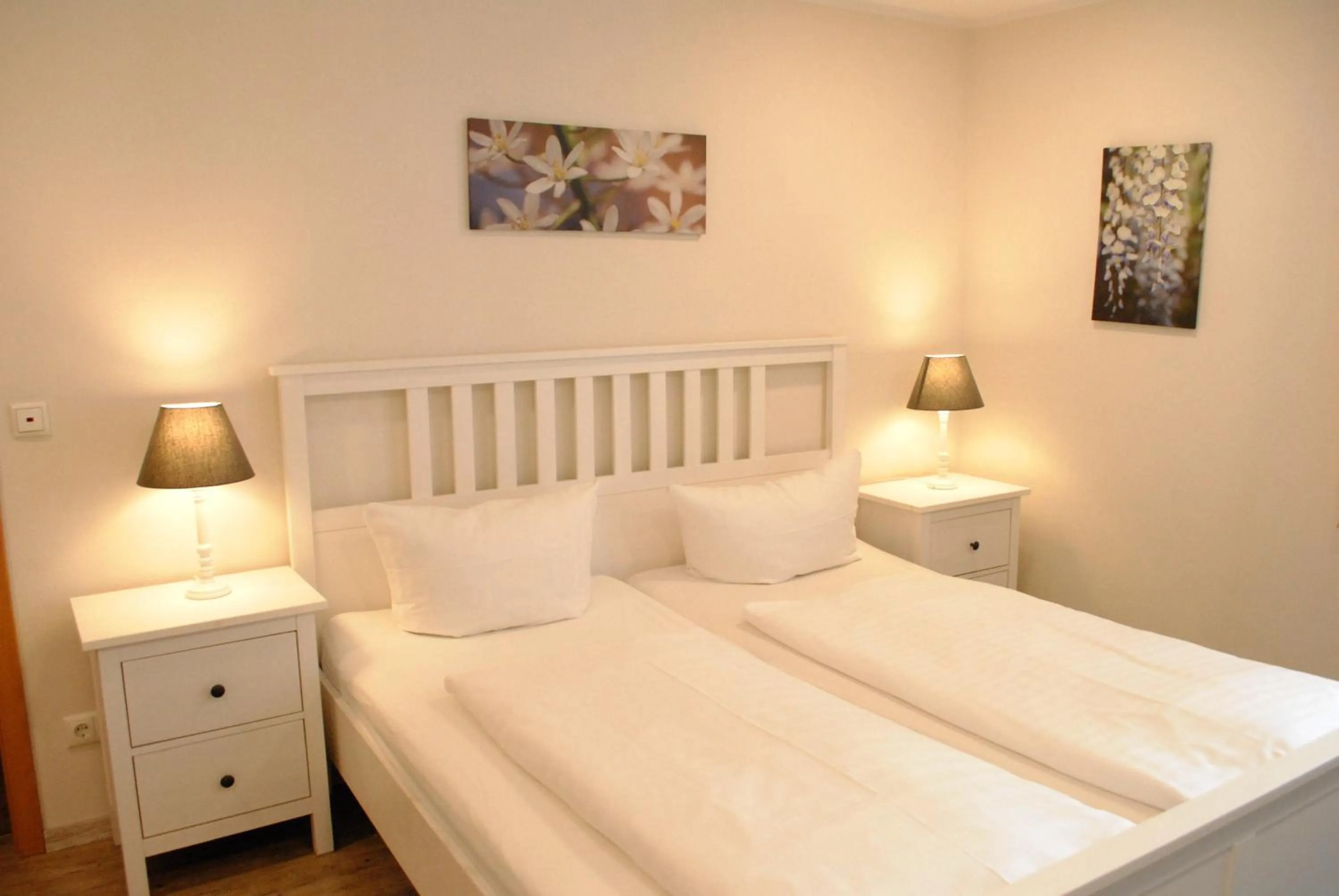 Bedroom, Bed in Hotel zum Breiterle - Self-Check-In