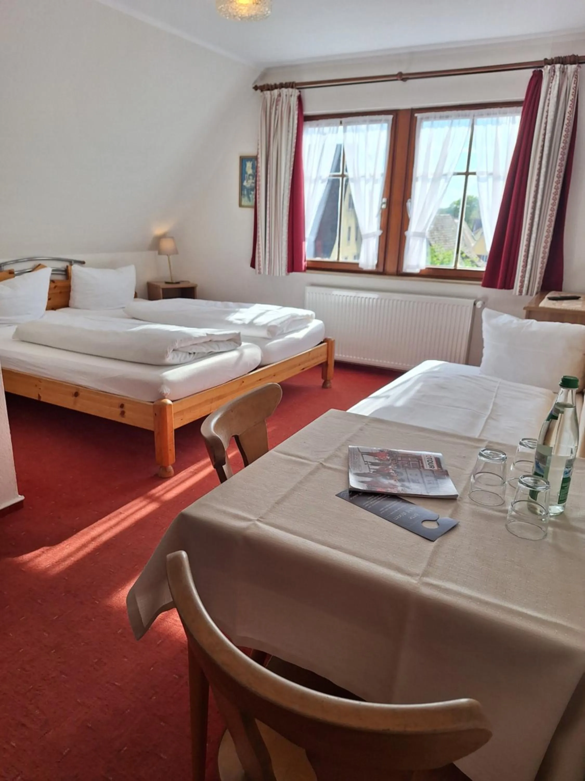Bedroom, Bed in Hotel zum Breiterle - Self-Check-In