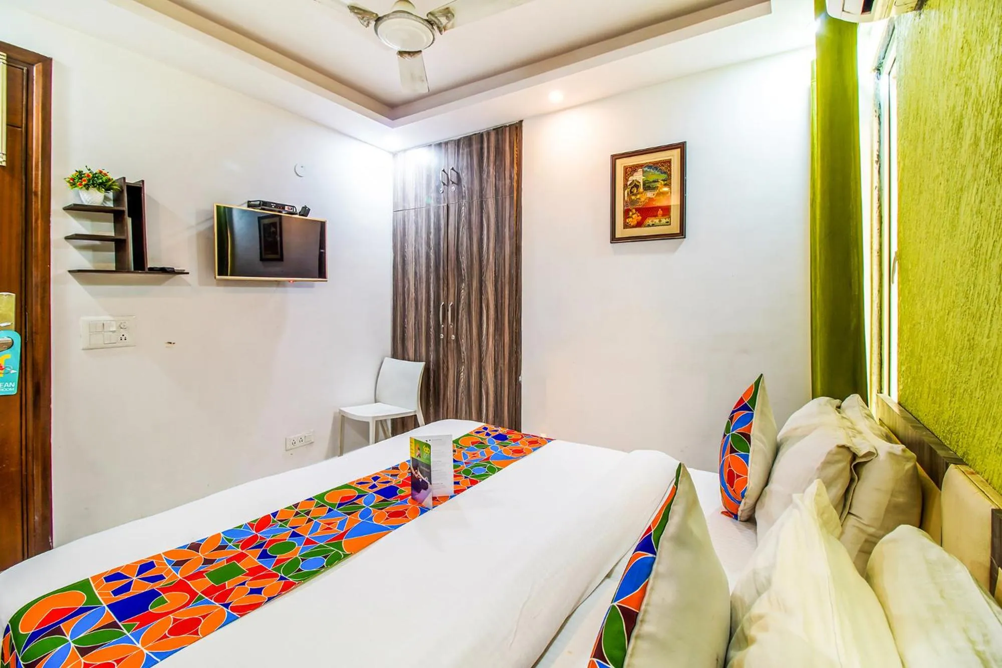 Toilet, Bed in FabHotel A 97