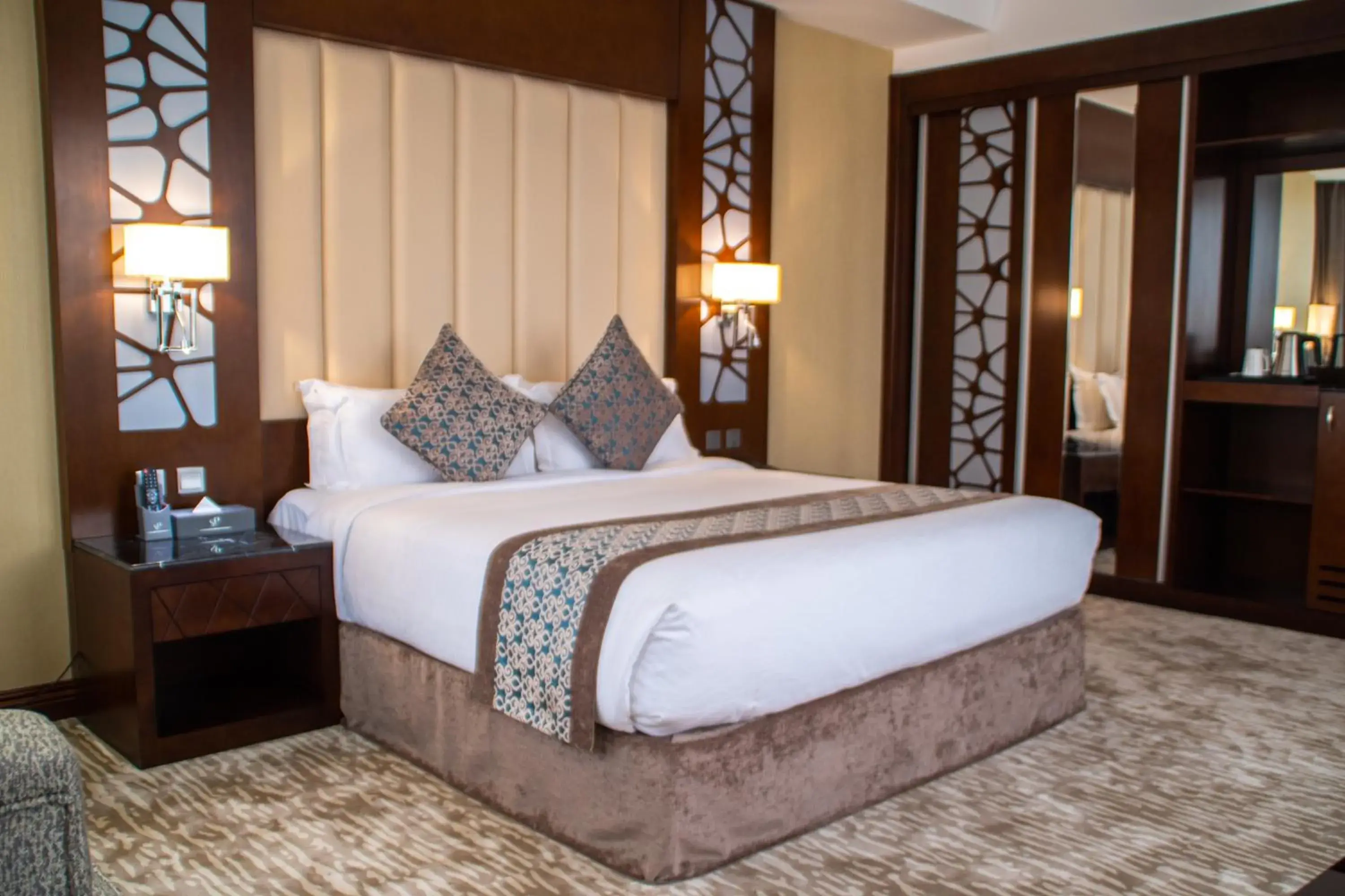 Standard King Room in Sarwat Park Hotel Standard King Room in Sarwat Park Hotel