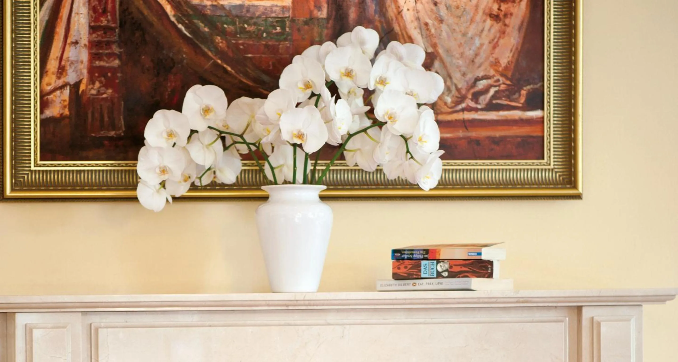 Lobby or reception in Victor's Residenz-Hotel Erfurt