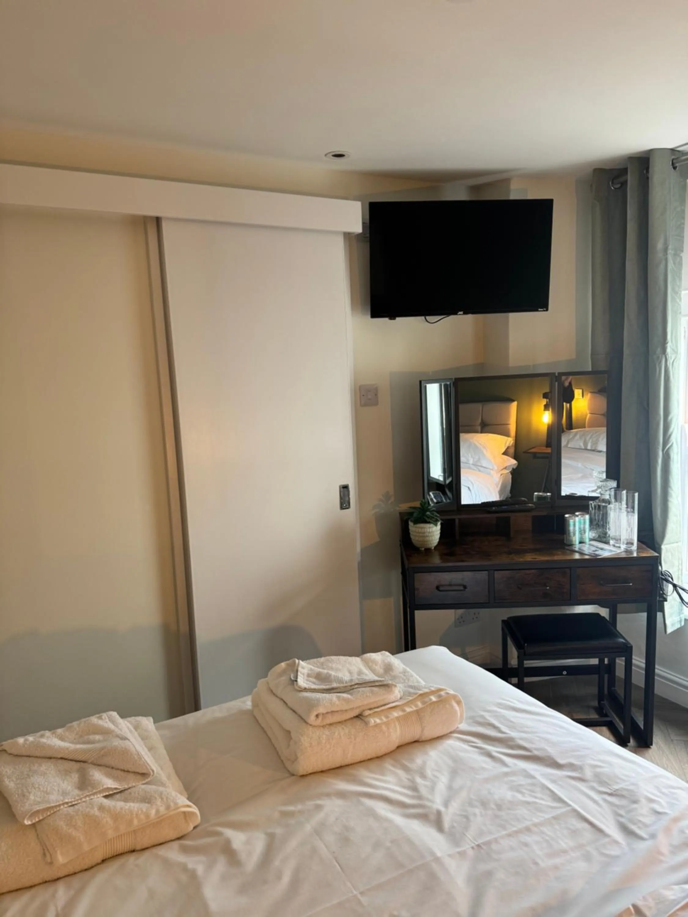 Bed in The London Inn