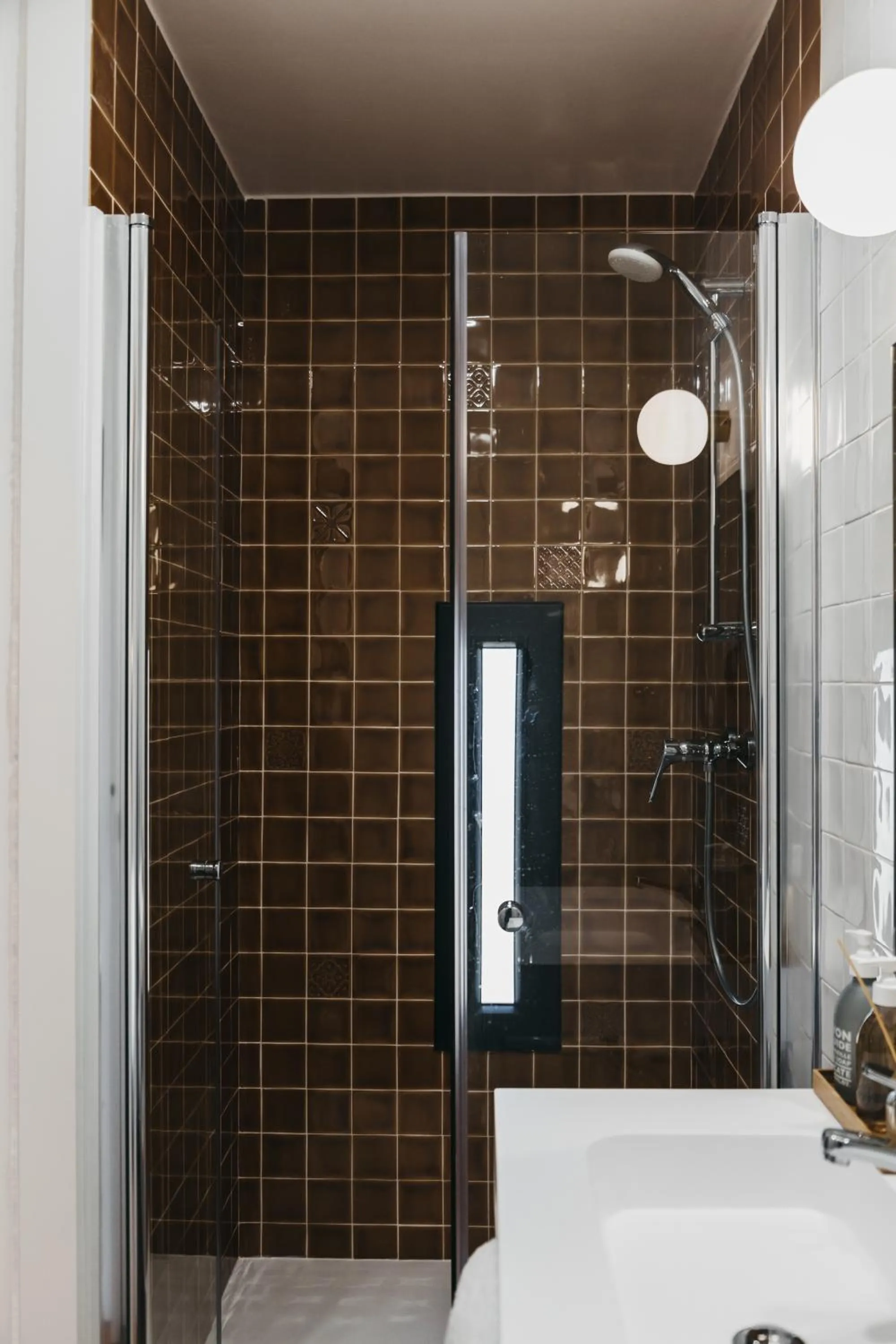 Shower in &Tales Suites - Óbidos