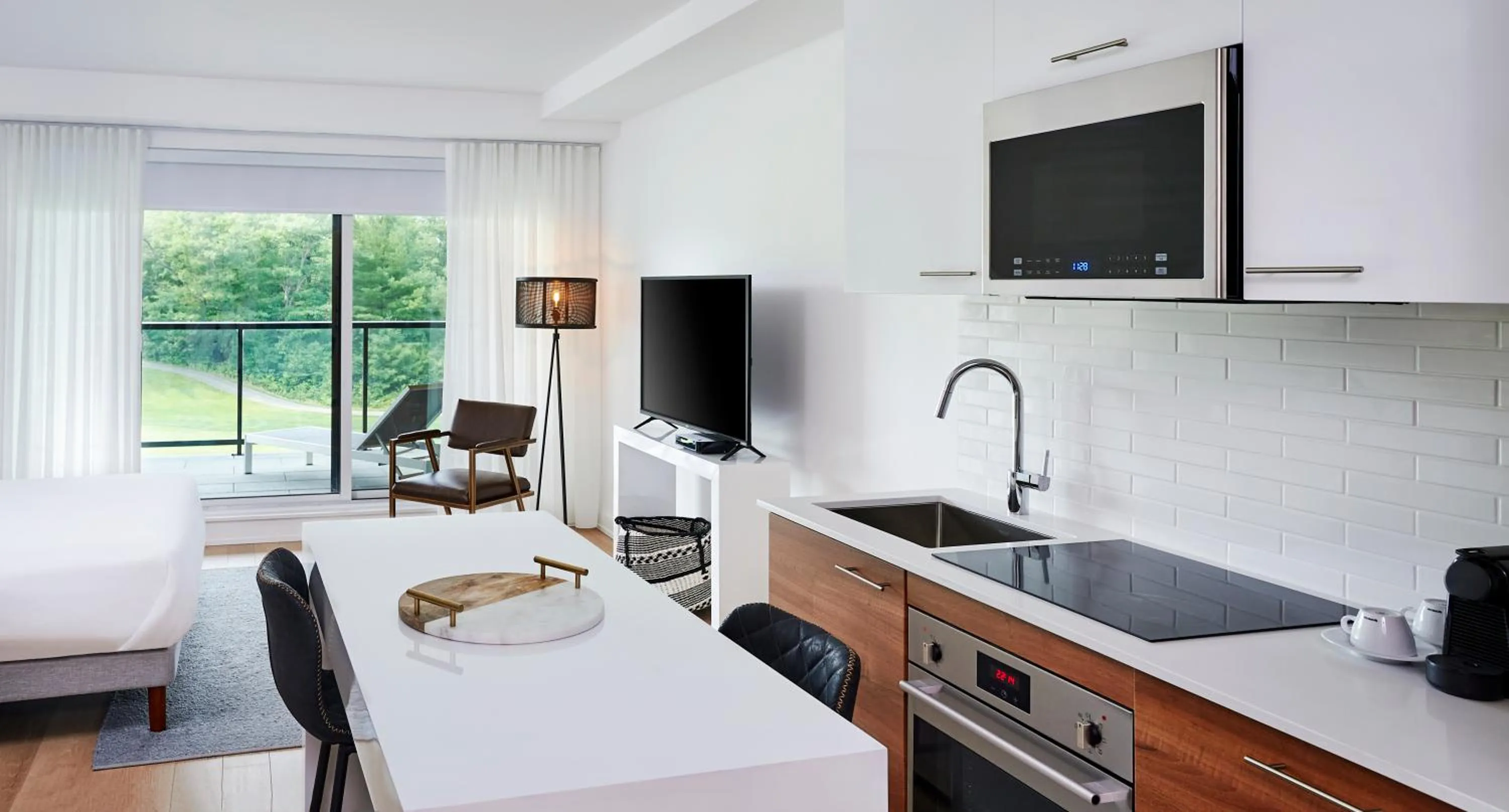 Kitchen or kitchenette in Muskoka Bay Resort