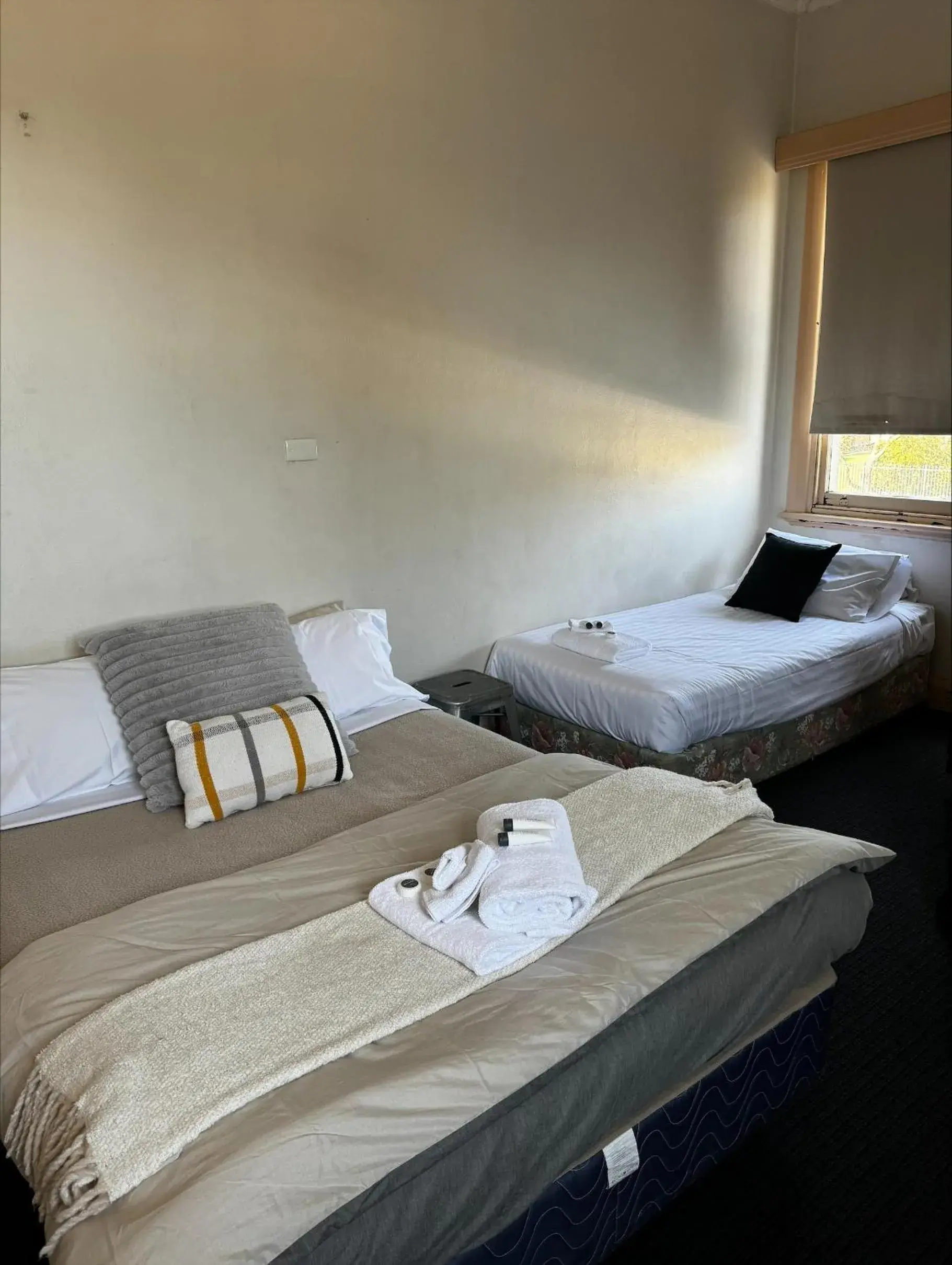 Family Room with Private Bathroom in William Farrer Hotel Family Room with Private Bathroom in William Farrer Hotel