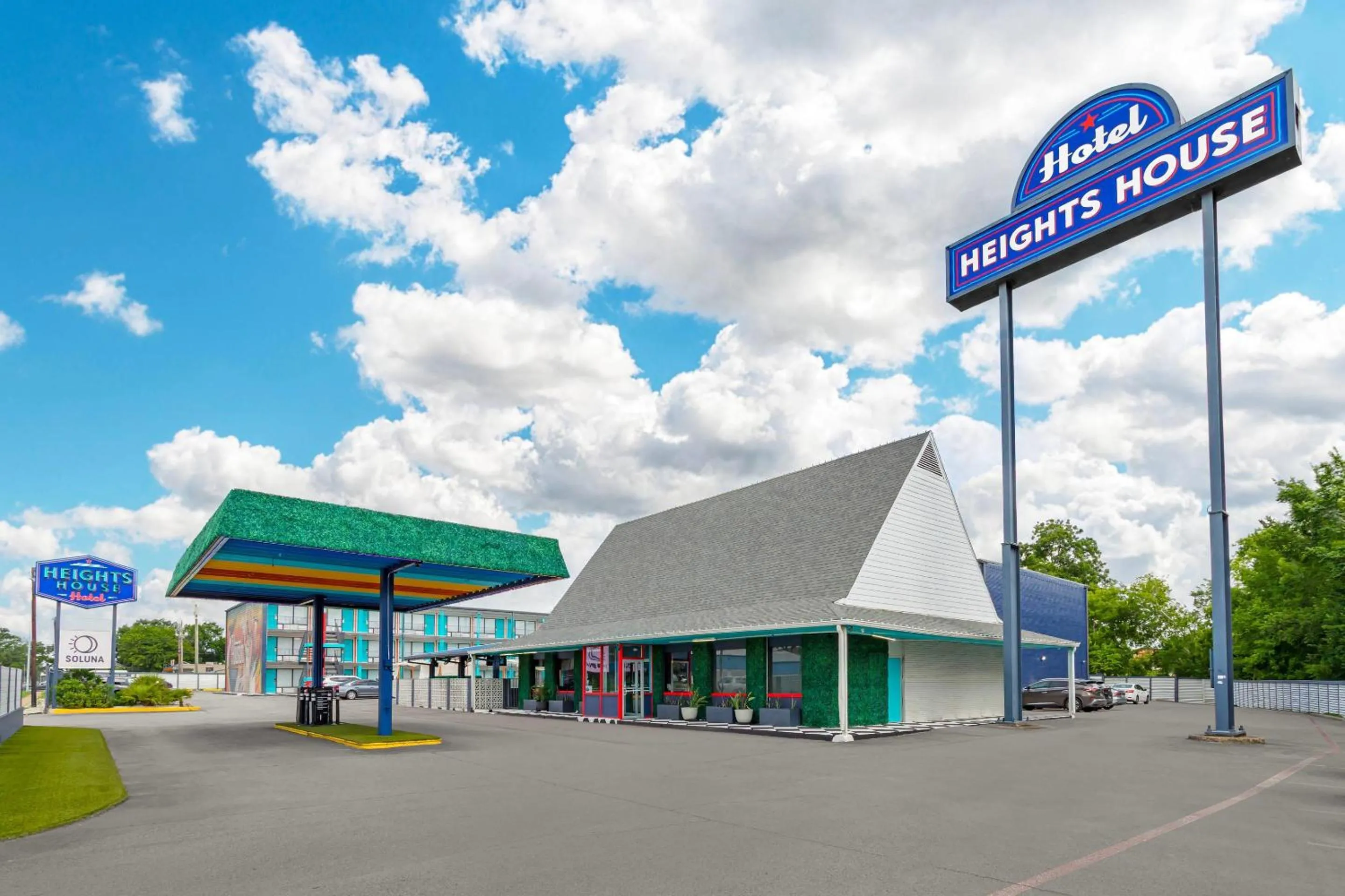 Property building in Heights House Hotel - Houston Heights Downtown, an Ascend Collection Hotel