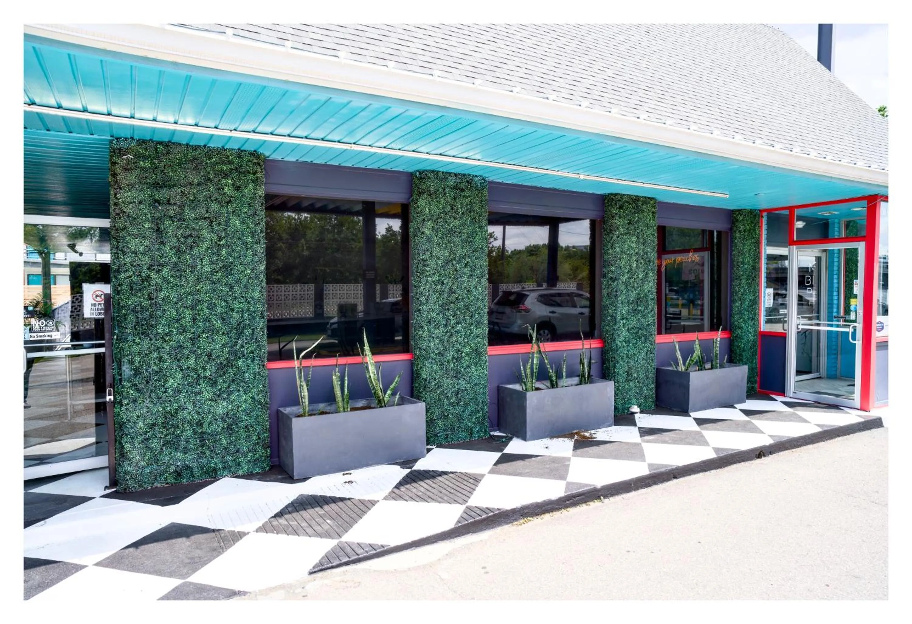 Property building in Heights House Hotel - Houston Heights Downtown, an Ascend Collection Hotel