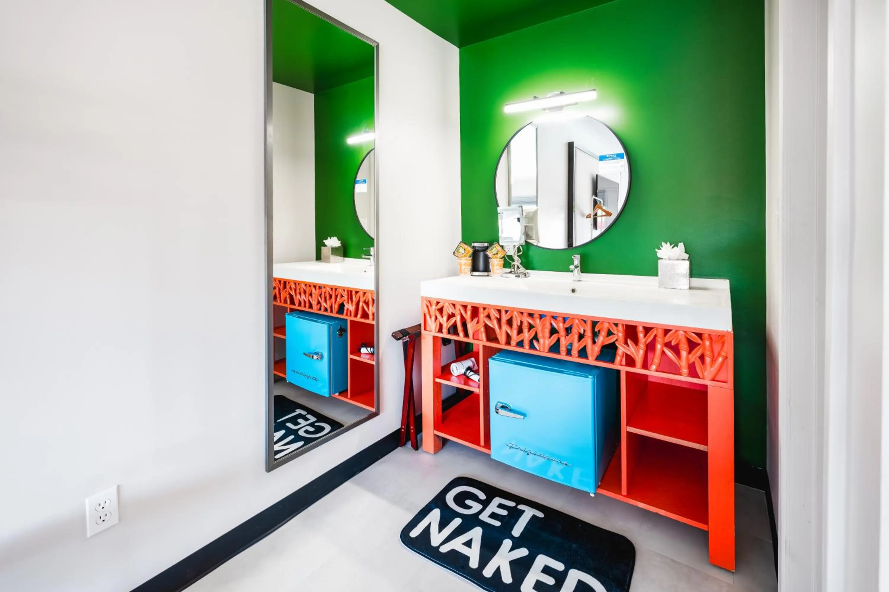 Bathroom in Heights House Hotel - Houston Heights Downtown, an Ascend Collection Hotel