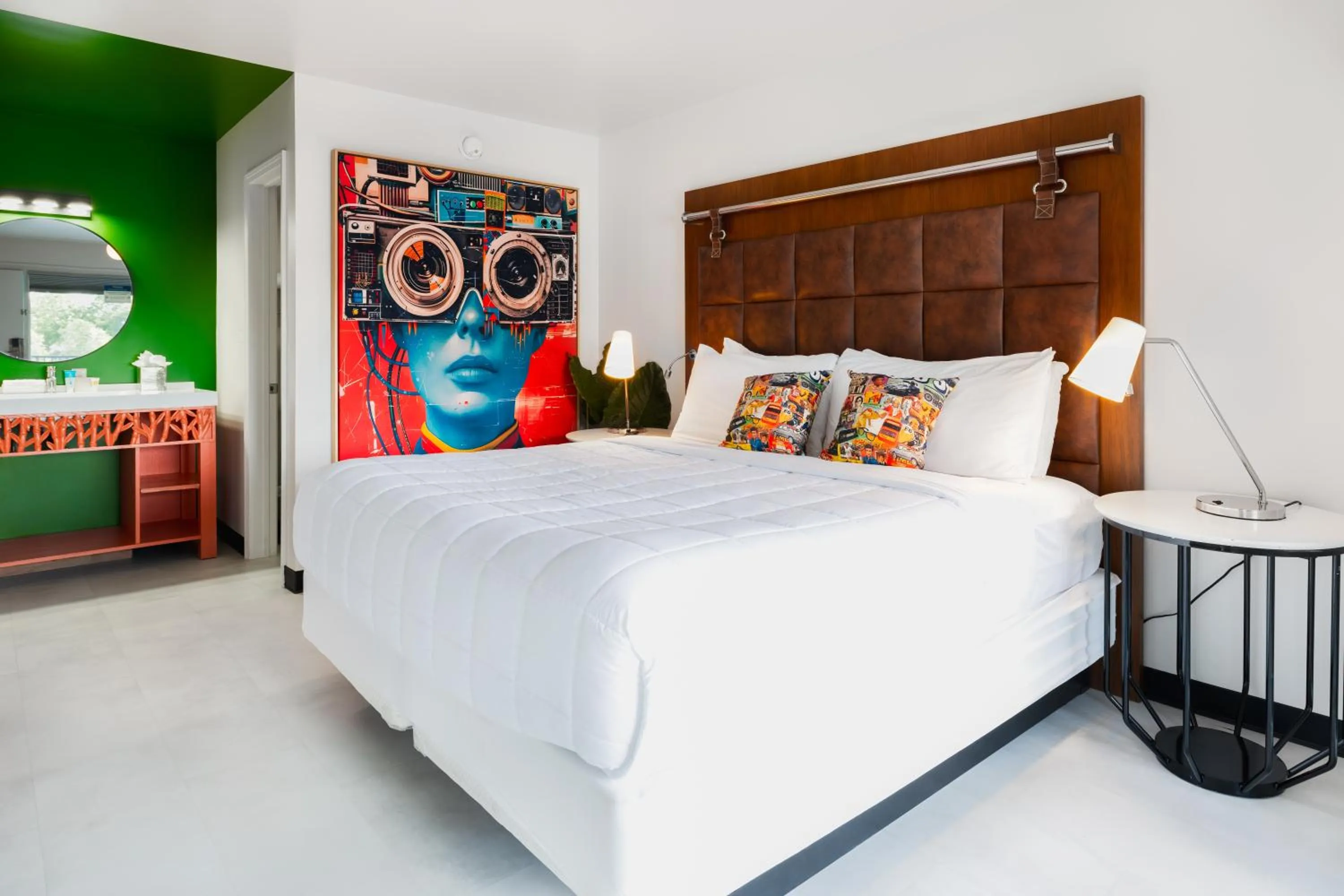 Bed in Heights House Hotel - Houston Heights Downtown, an Ascend Collection Hotel