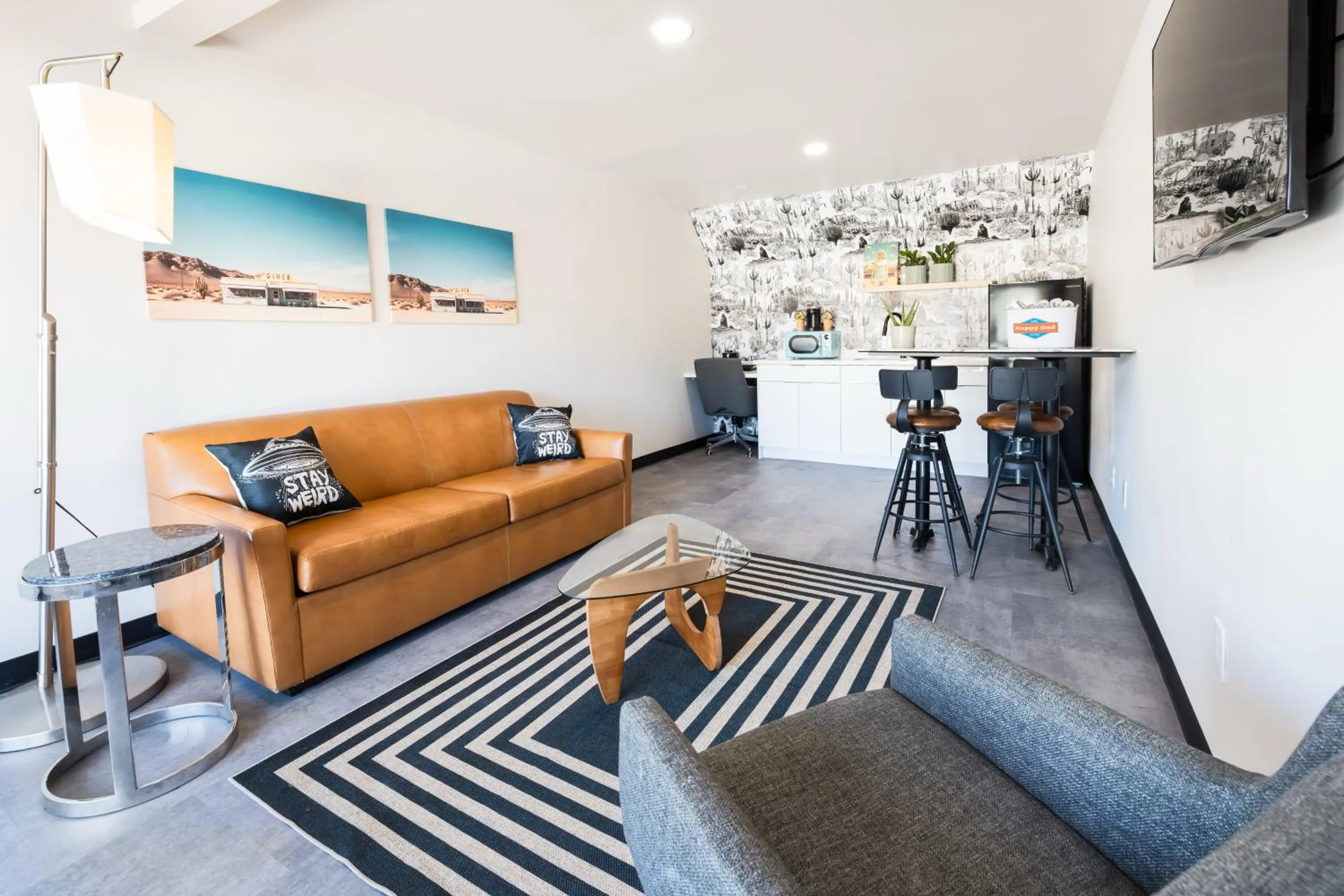 TV and multimedia in Heights House Hotel - Houston Heights Downtown, an Ascend Collection Hotel