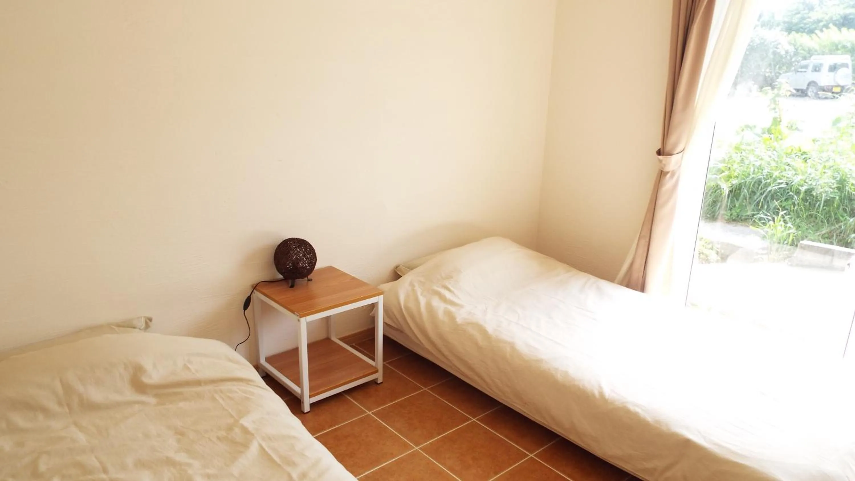 Photo of the whole room, Bed in AsobiBASE Yamabare-House