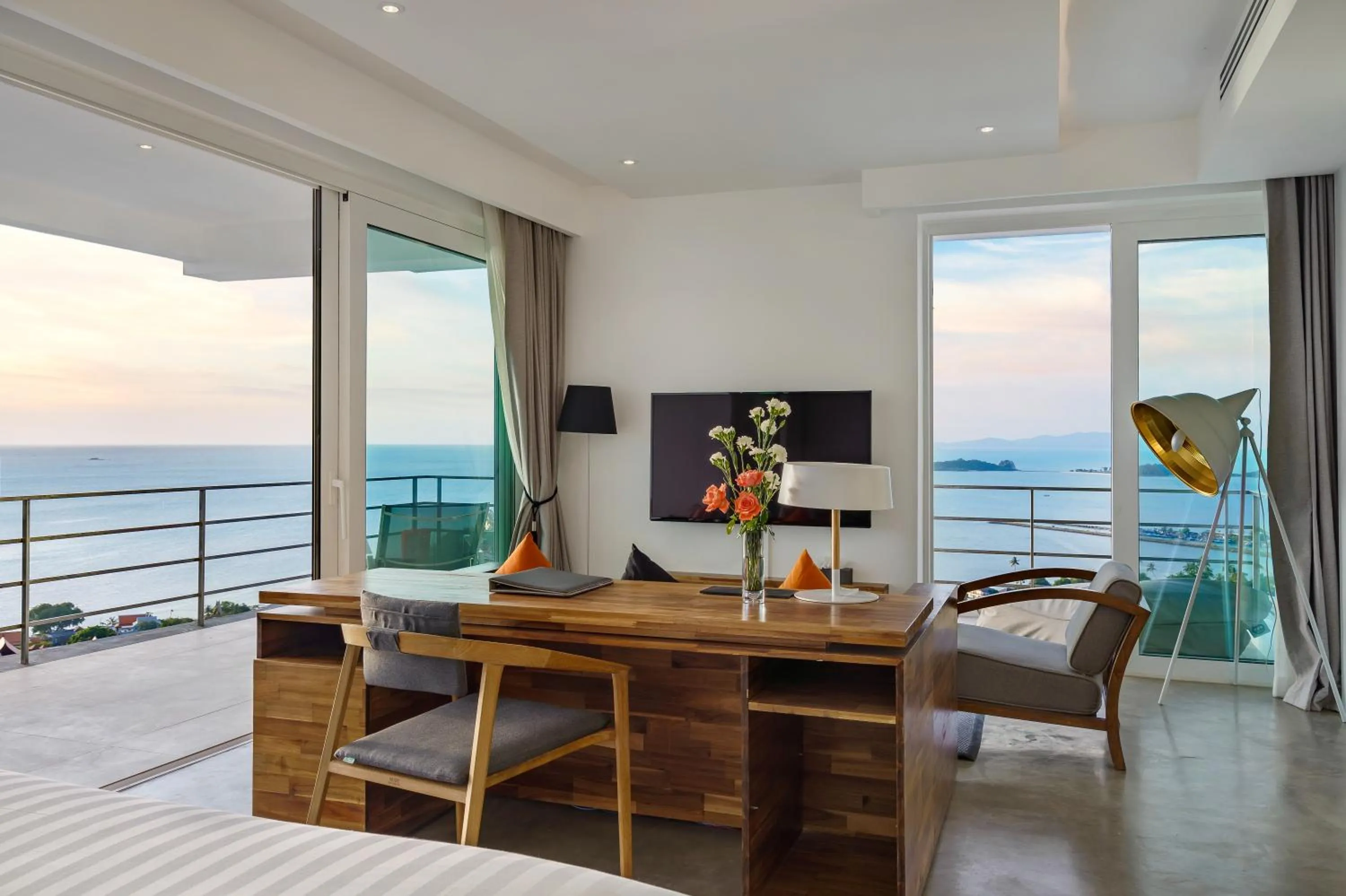 Seating area in UniQue BoutiQue Resort