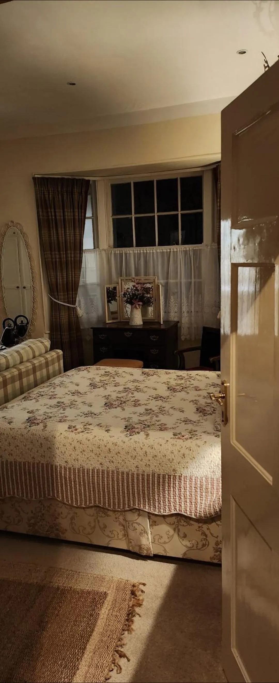 Bed in Anzac Street B&B