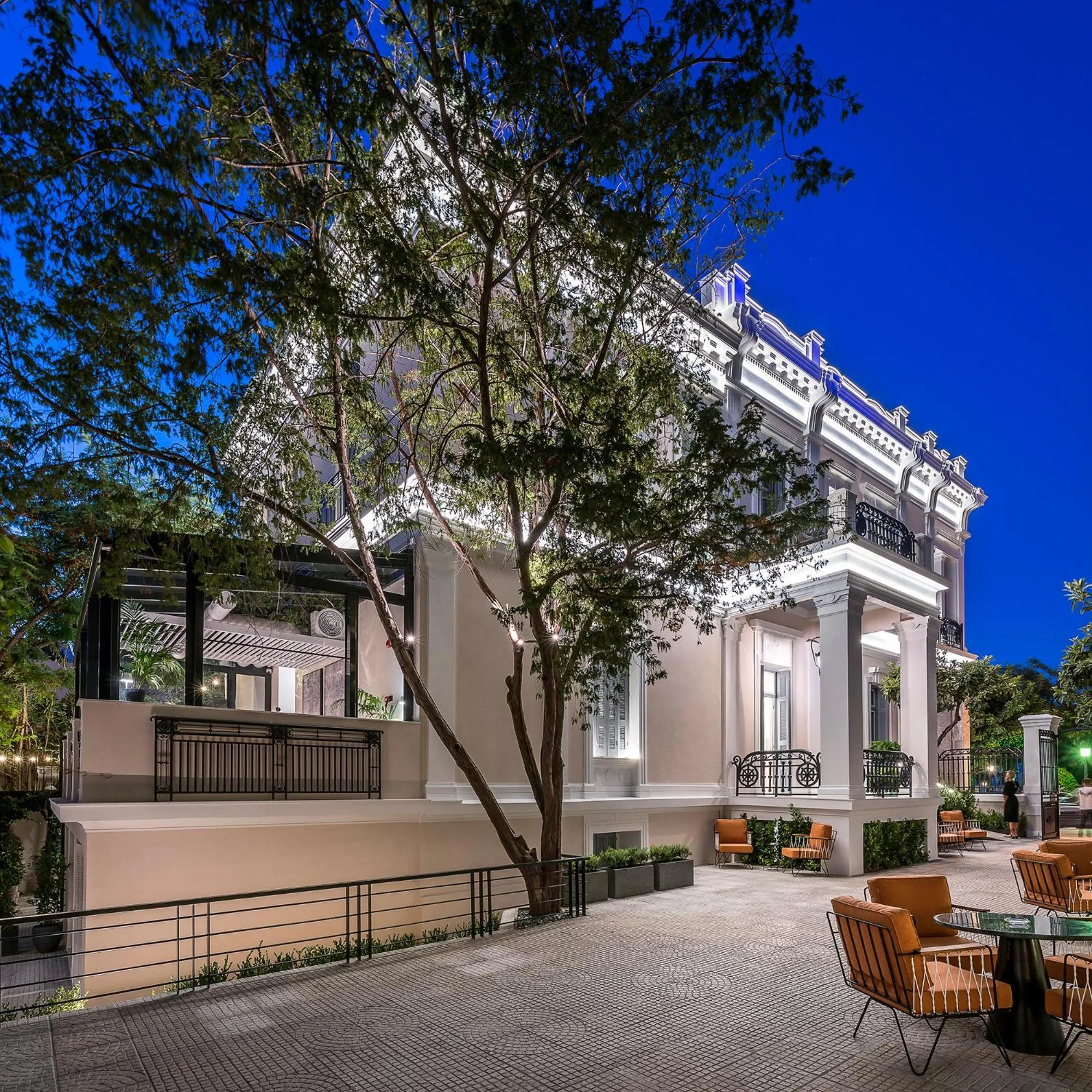 Property building in The Bold Type Hotel, a Member of Design Hotels