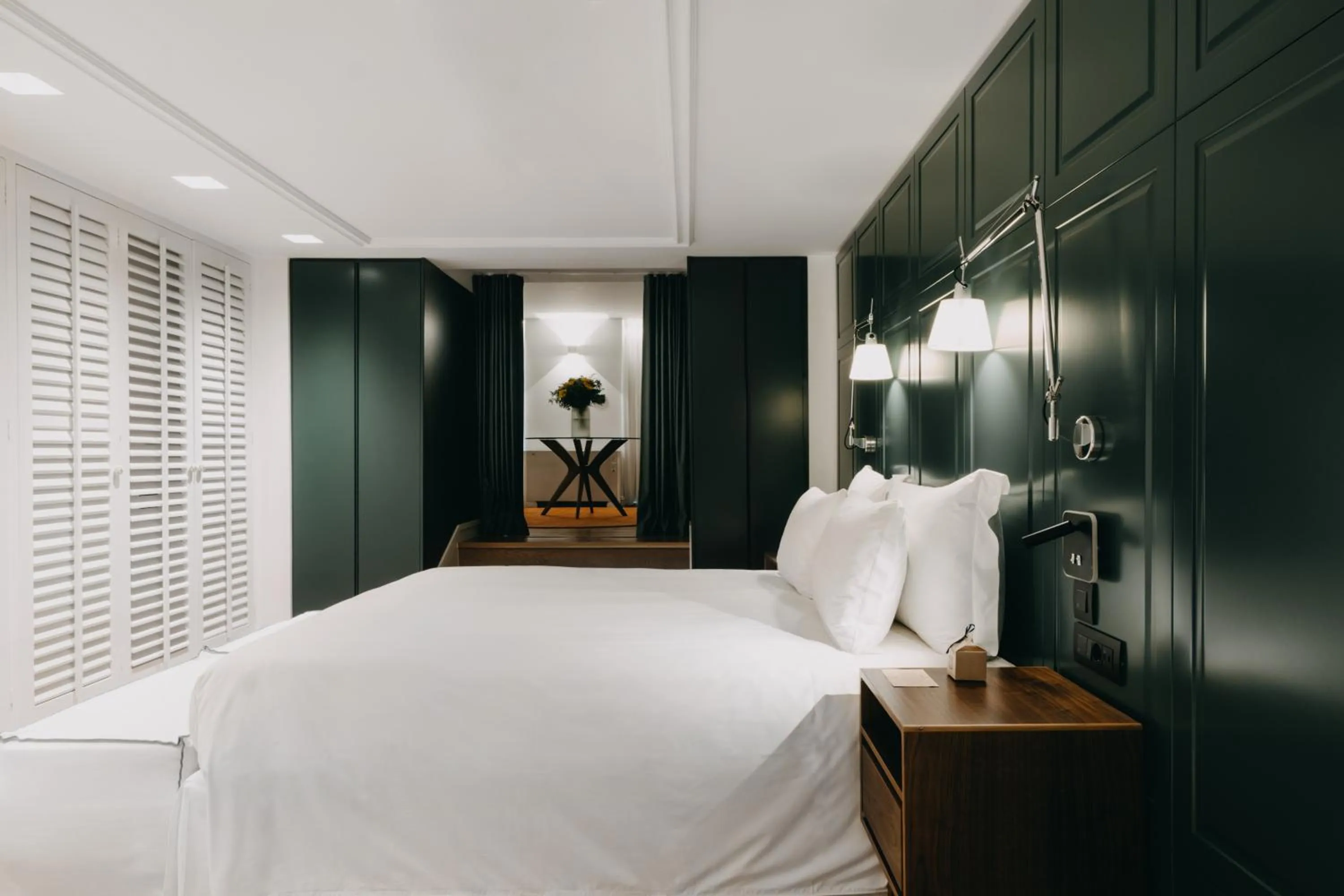 Bed in The Bold Type Hotel, a Member of Design Hotels