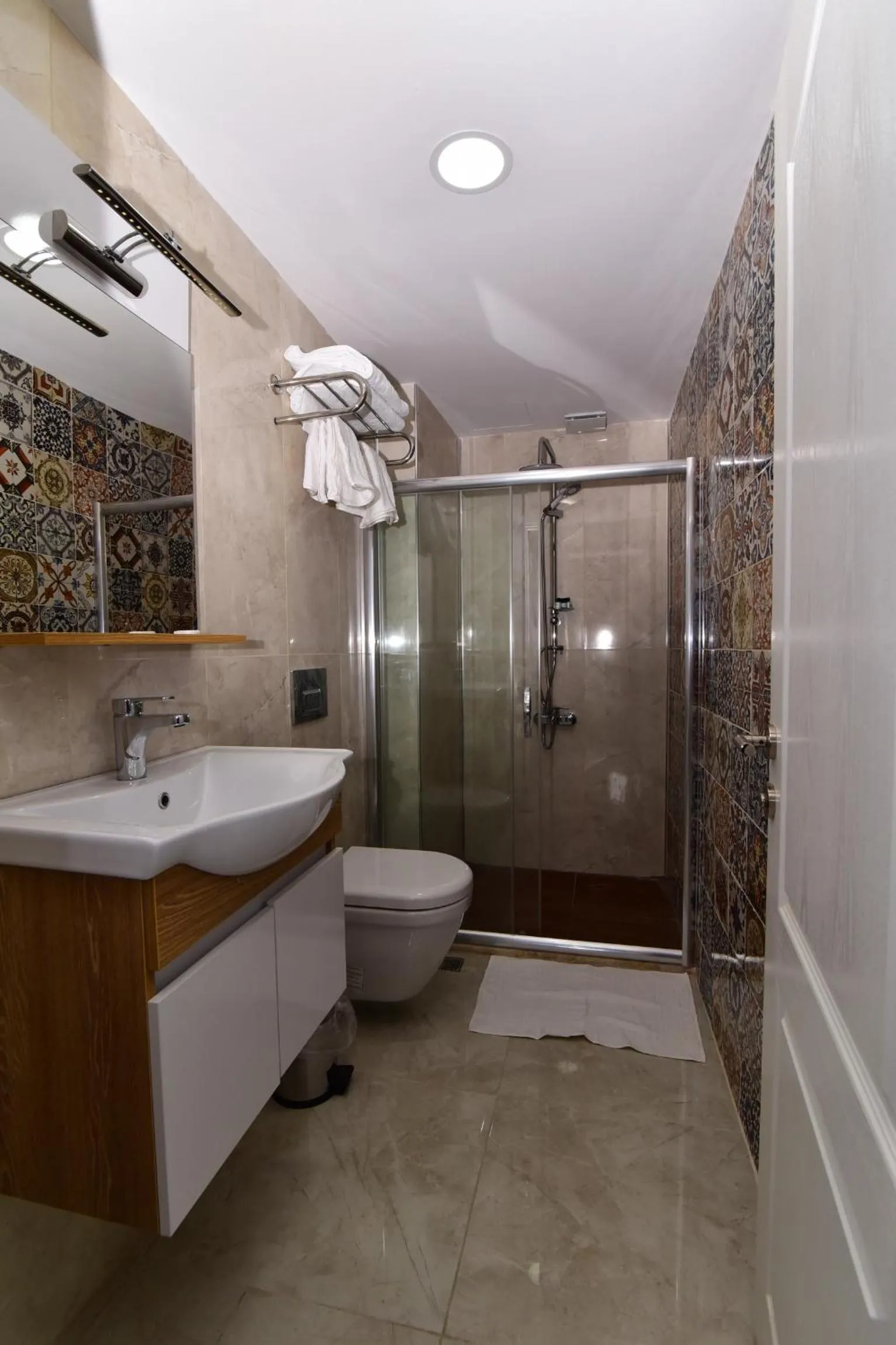 Shower in Little sofia hotel