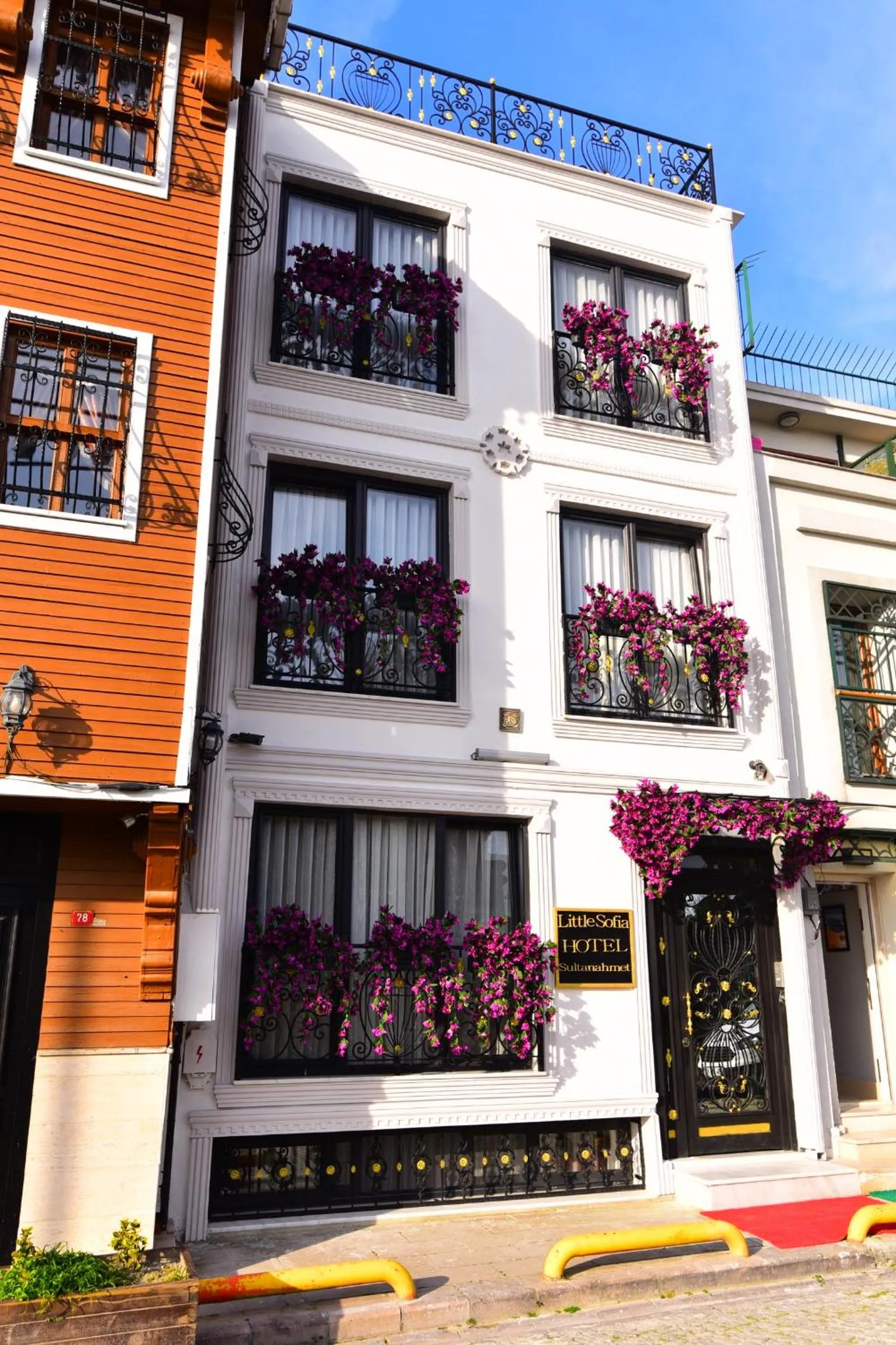 Spring in Little sofia hotel