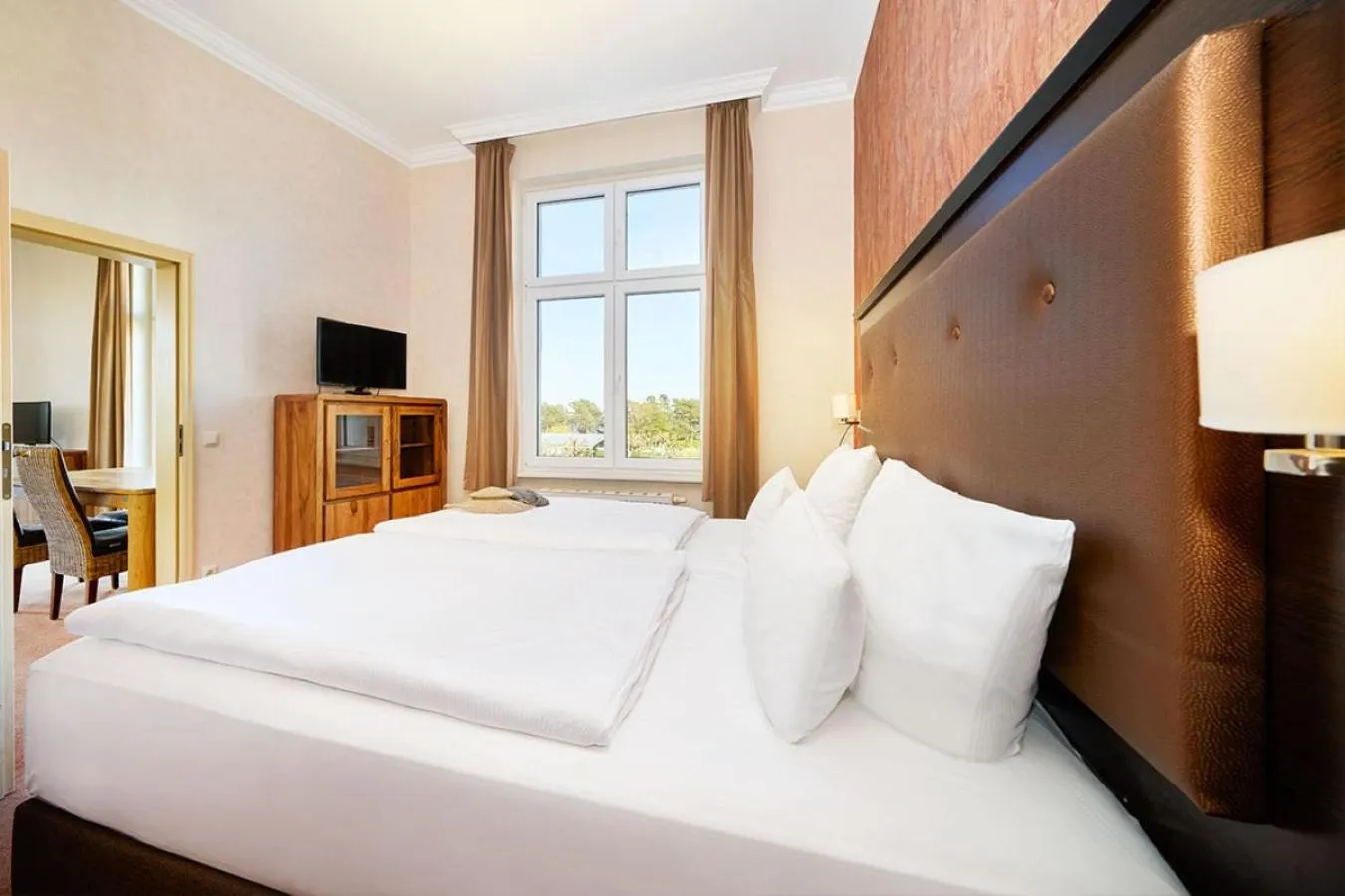 Bedroom, Bed in Strandhotel Preussenhof