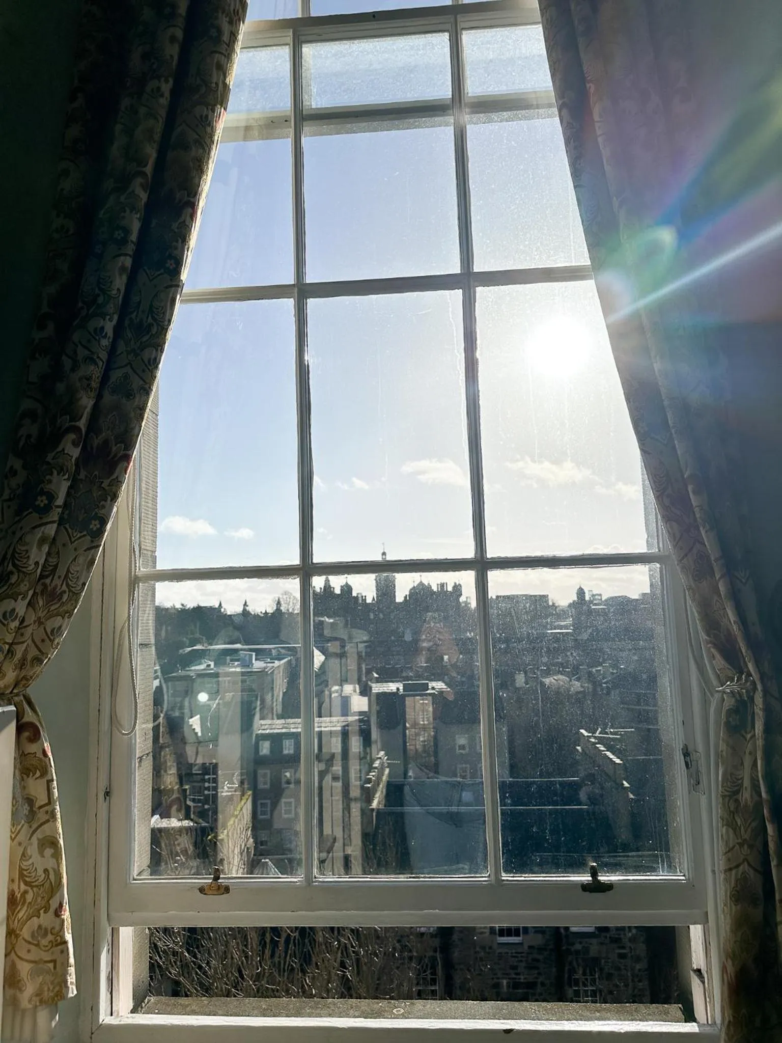 Castle Rock Hostel - Adults Only