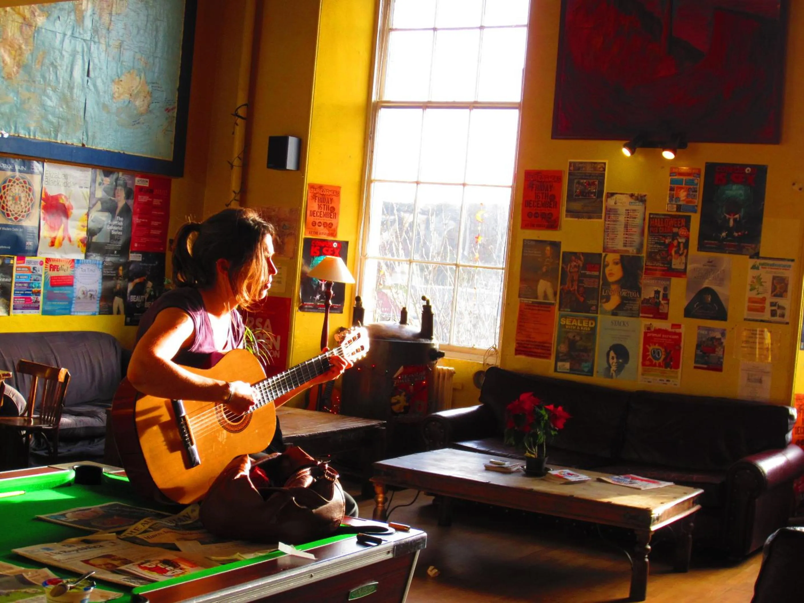 Living room in Castle Rock Hostel - Adults Only