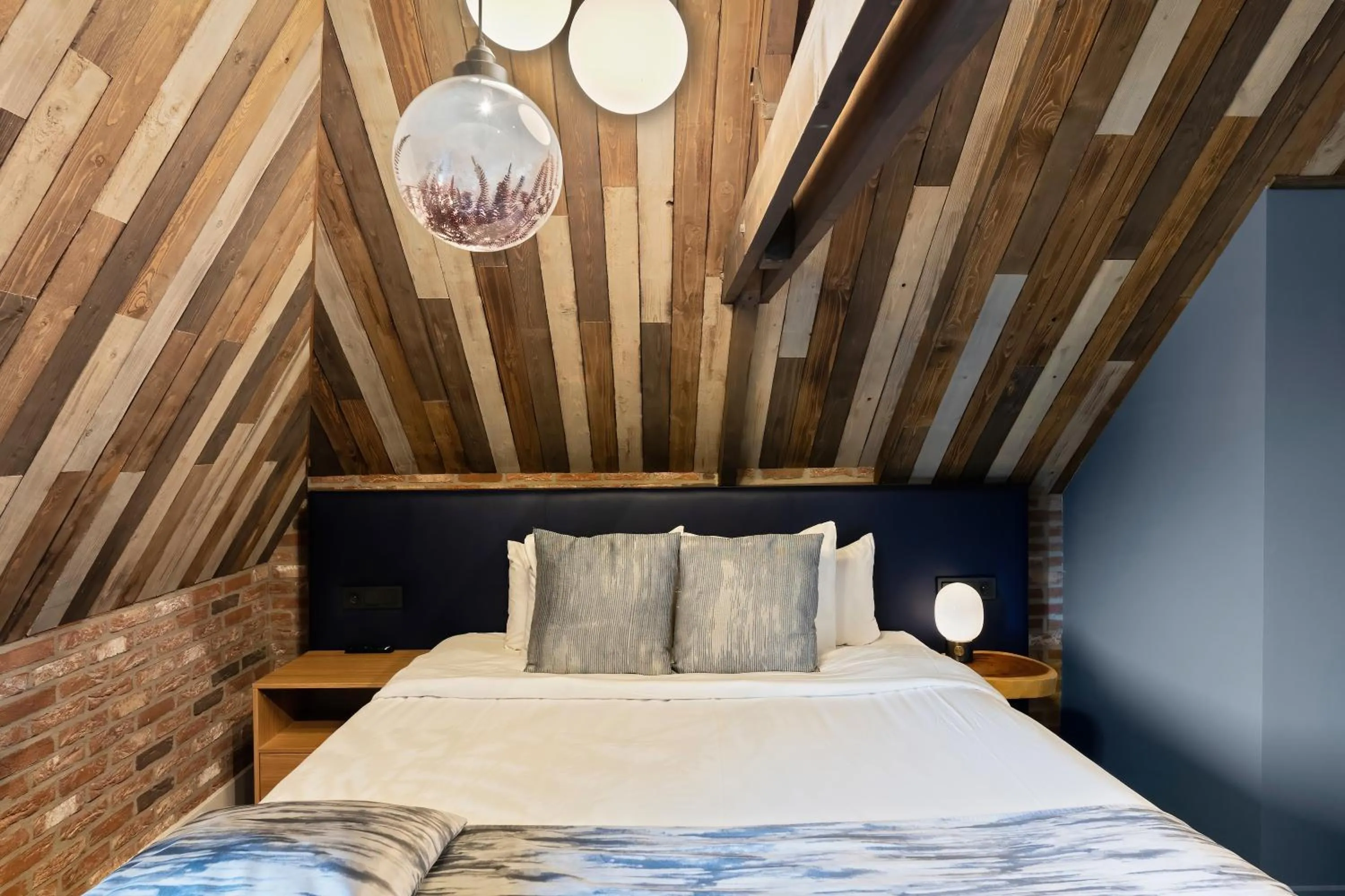 Bed in Cityhotel Wood