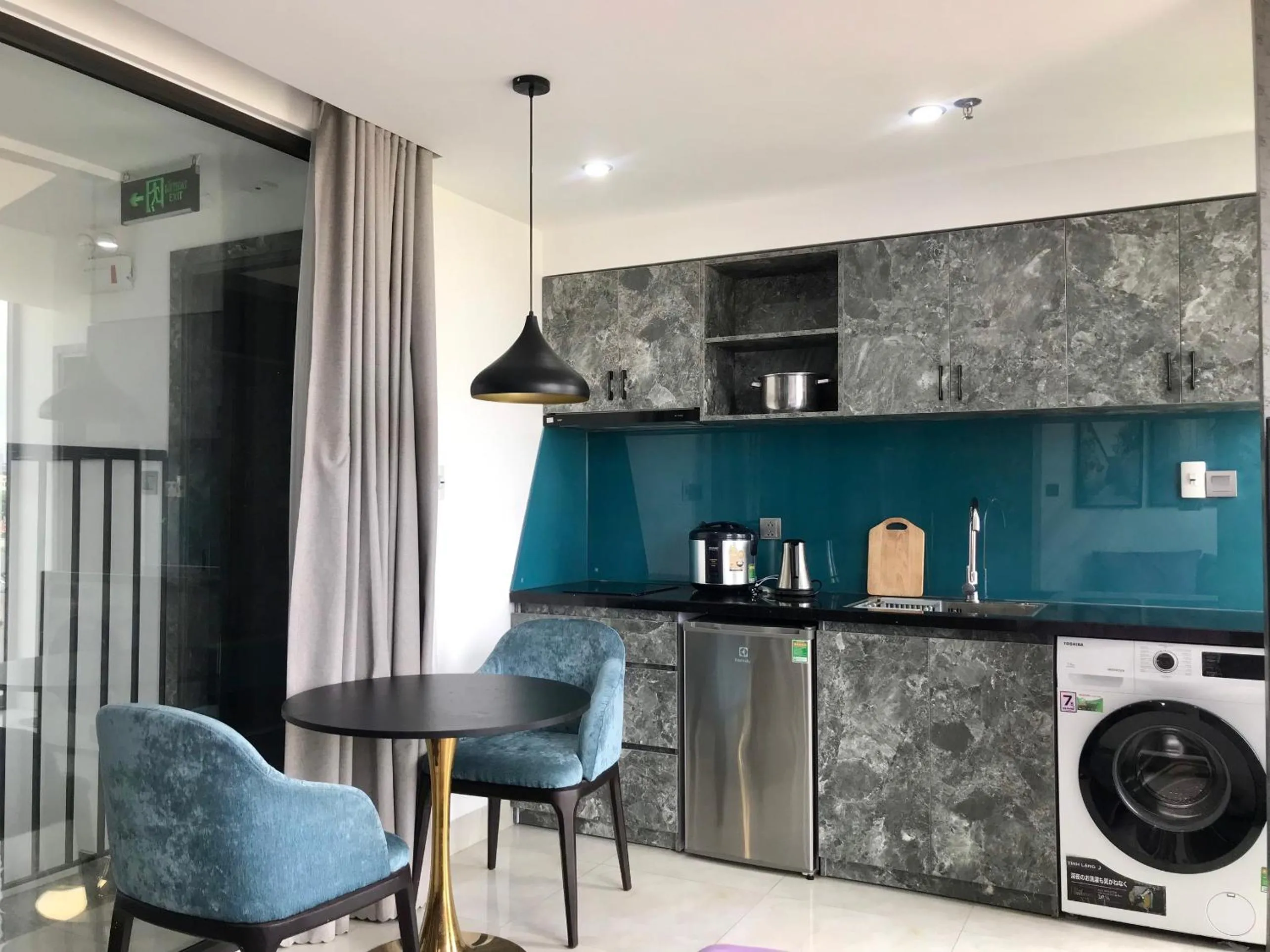 Kitchen or kitchenette in Cali hotel books Da Nang