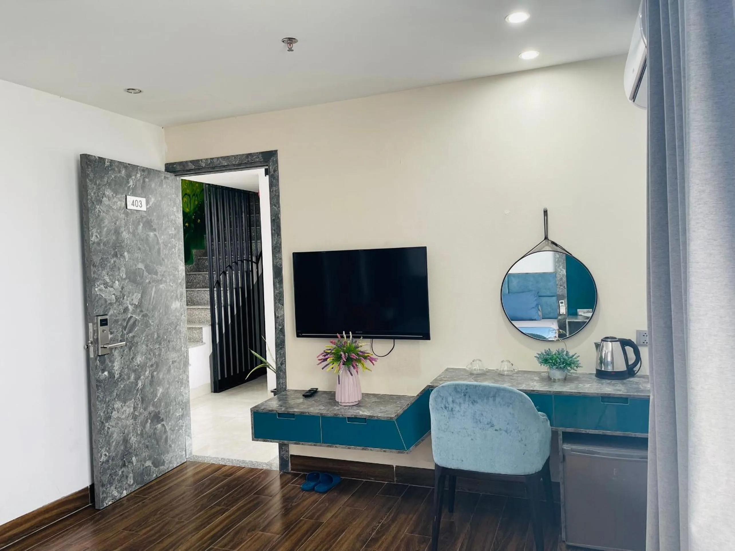 Bedroom in Cali hotel books Da Nang