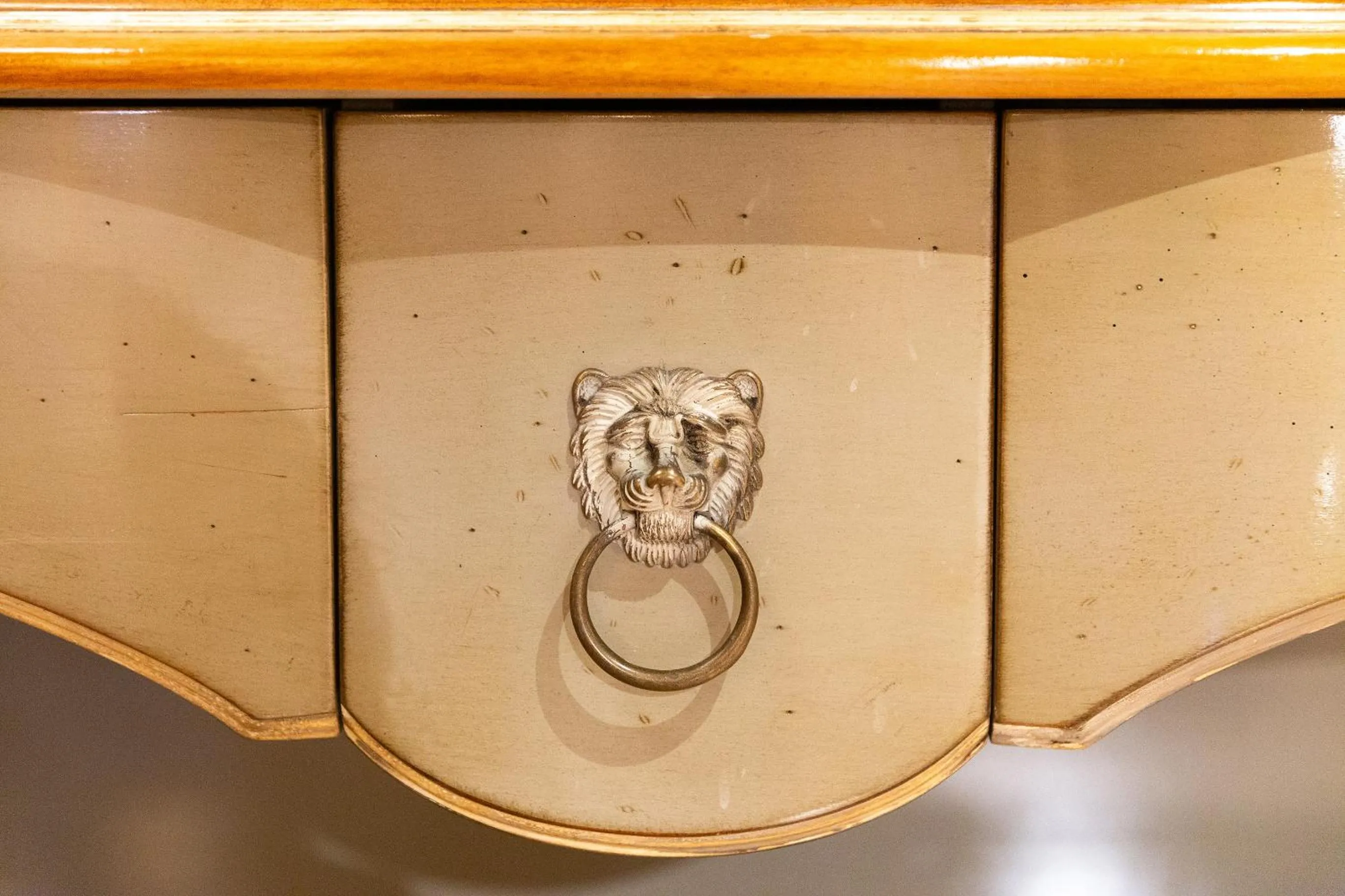 Decorative detail in Gasthof zum Schlüssel La Méridienne Fribourg SA