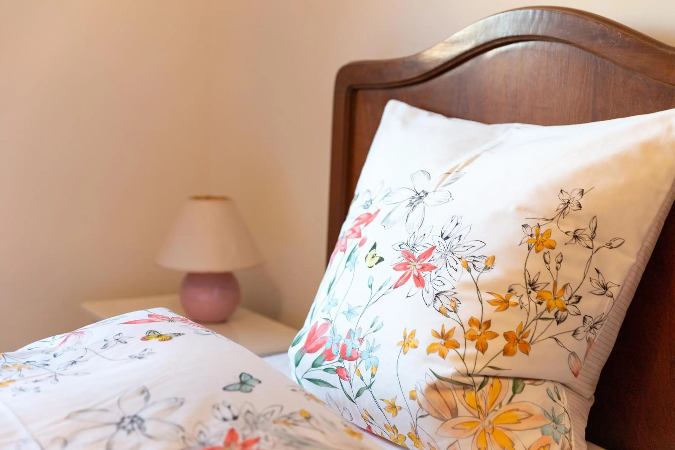 Bed in Gasthof zum Schlüssel La Méridienne Fribourg SA