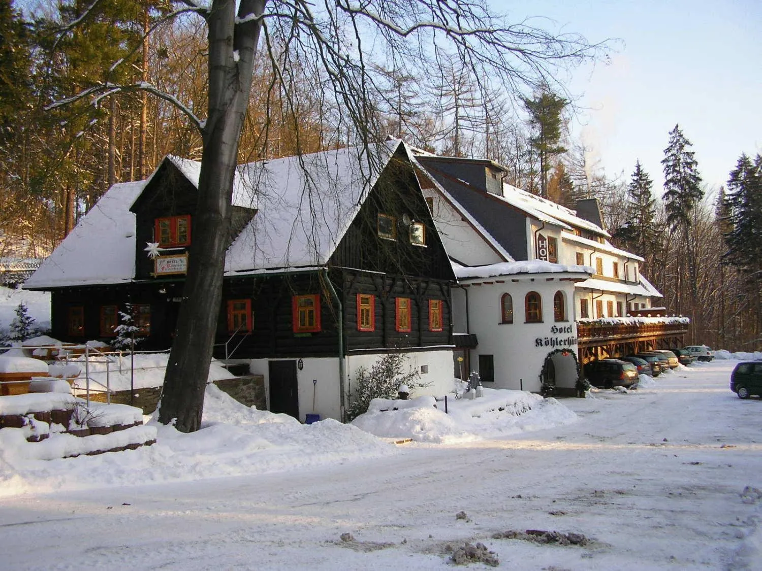 Facade/entrance in Hotel und Restaurant Köhlerhütte - Fürstenbrunn