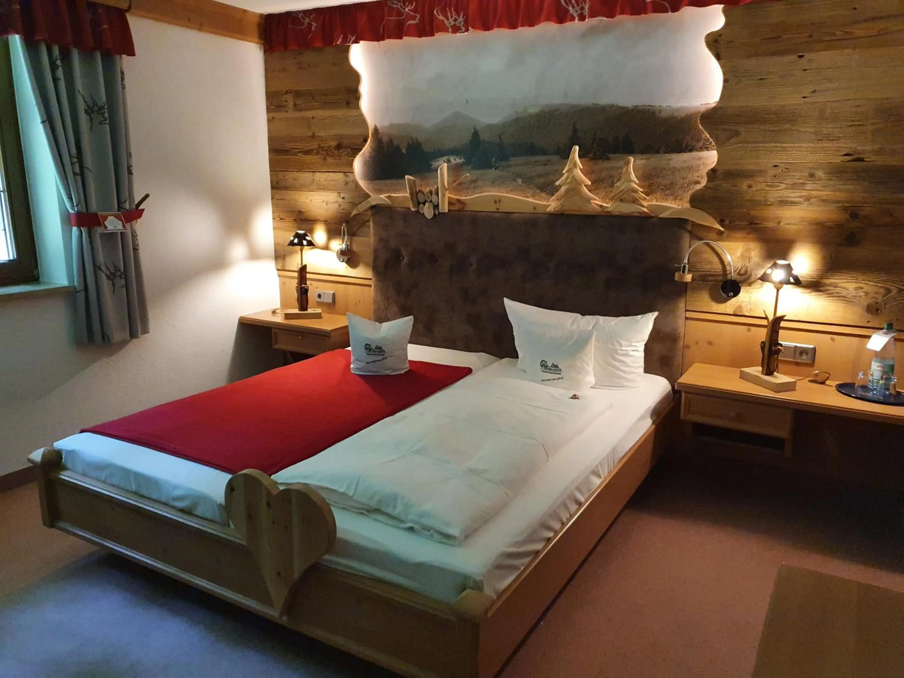 Bed in Hotel und Restaurant Köhlerhütte - Fürstenbrunn