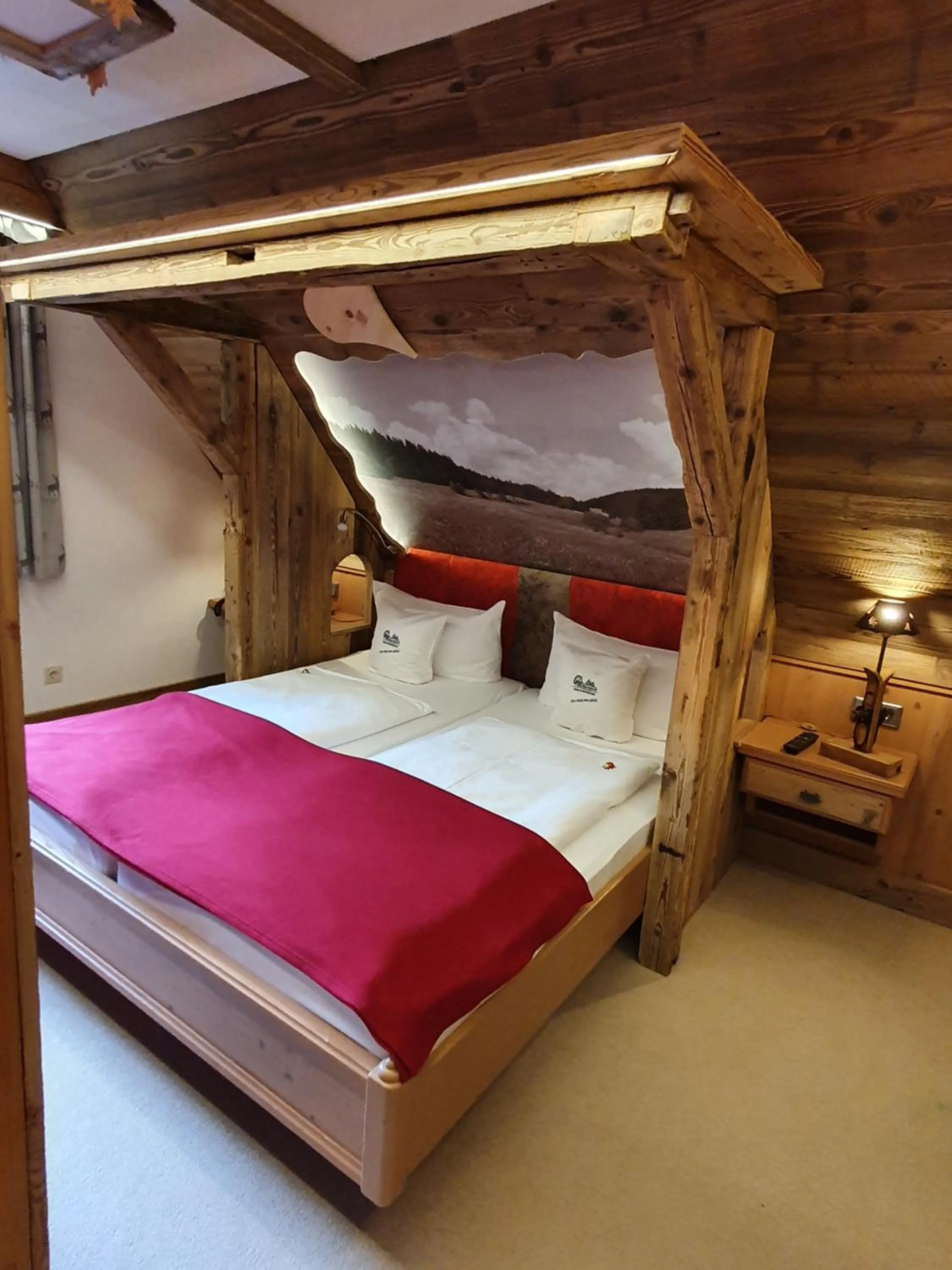 Bed in Hotel und Restaurant Köhlerhütte - Fürstenbrunn