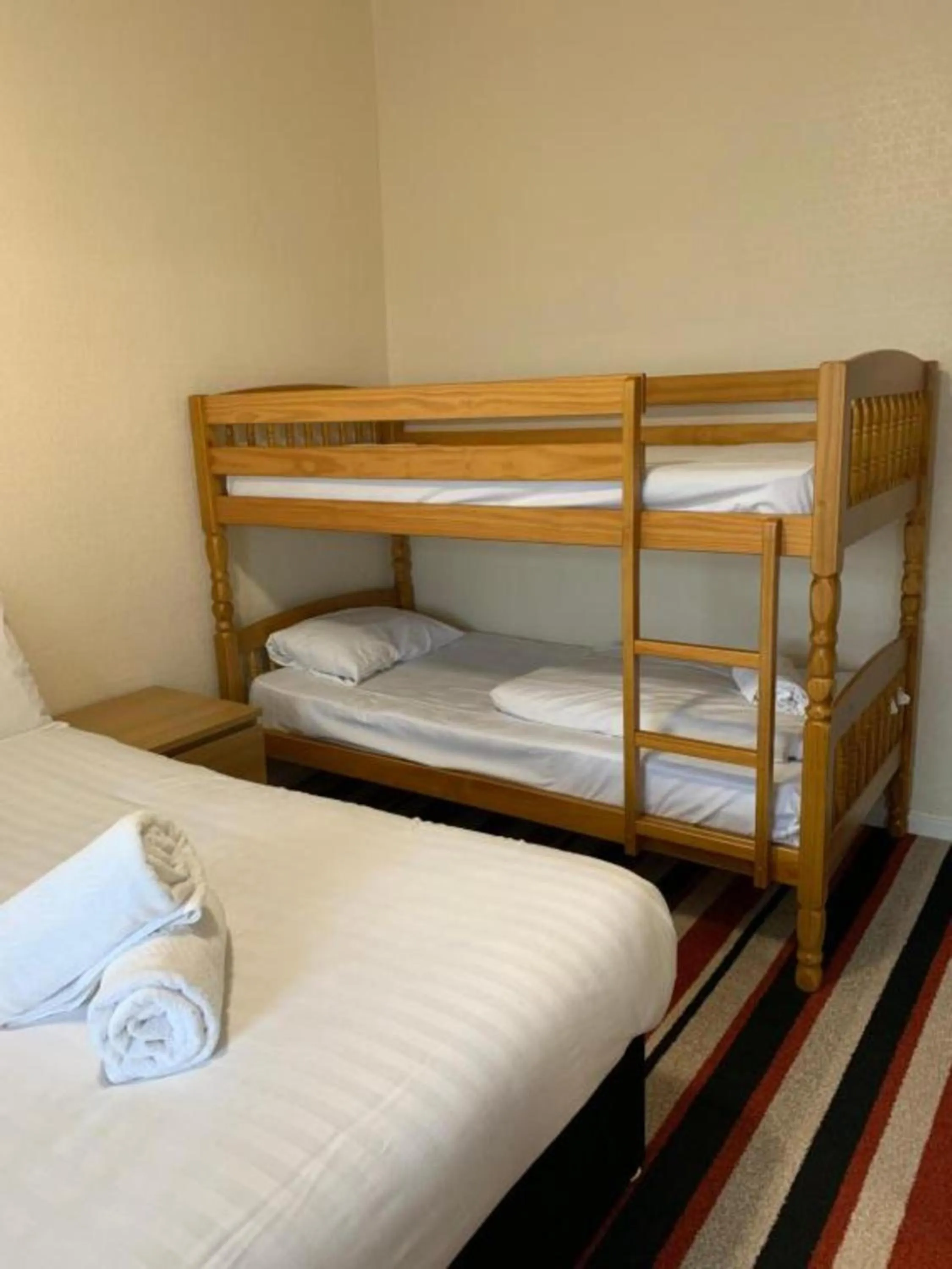 Bedroom, Bed in OYO Wave Crest Hotel