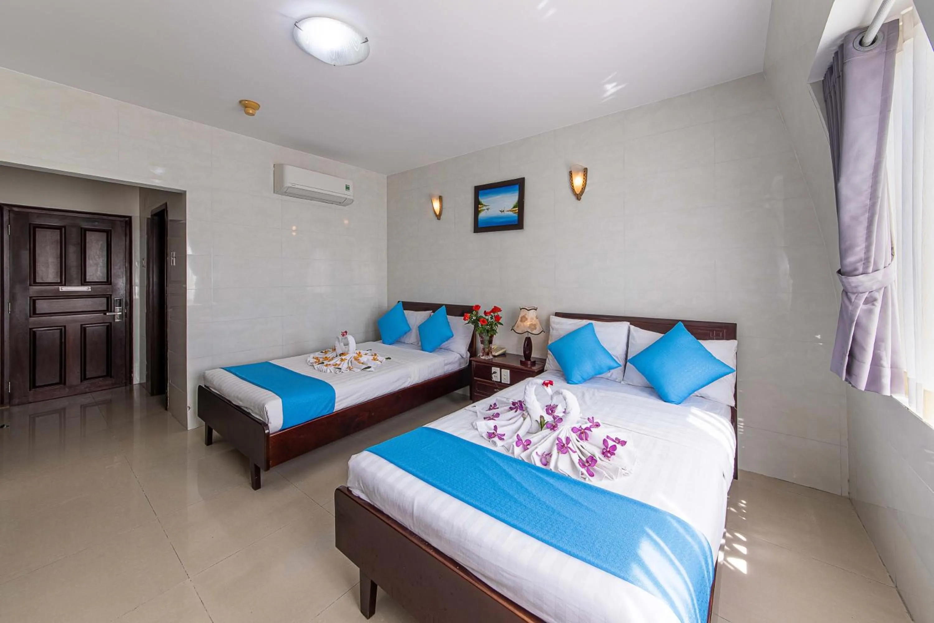 Bedroom, Bed in Phong Lan 2 Hotel