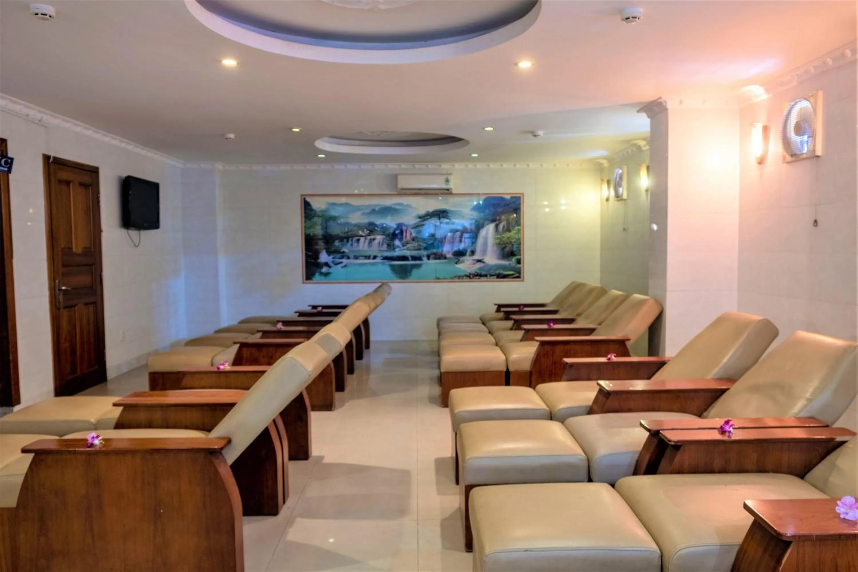 Massage in Phong Lan 2 Hotel